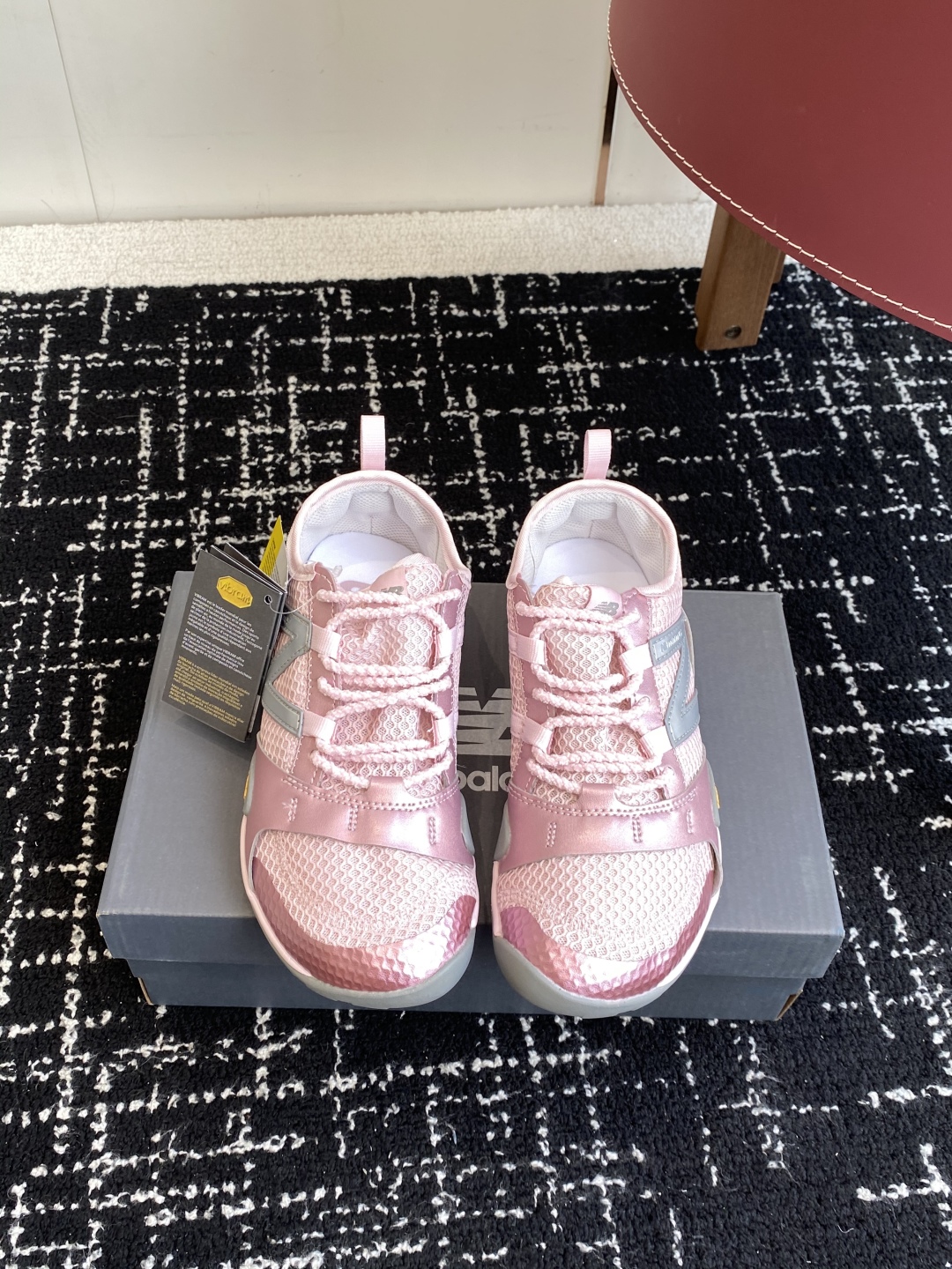 代购级
25年夏季新款 New Balance NB MT10O 网面薄底赤足鞋 薄系扁鞋风 防滑耐磨 