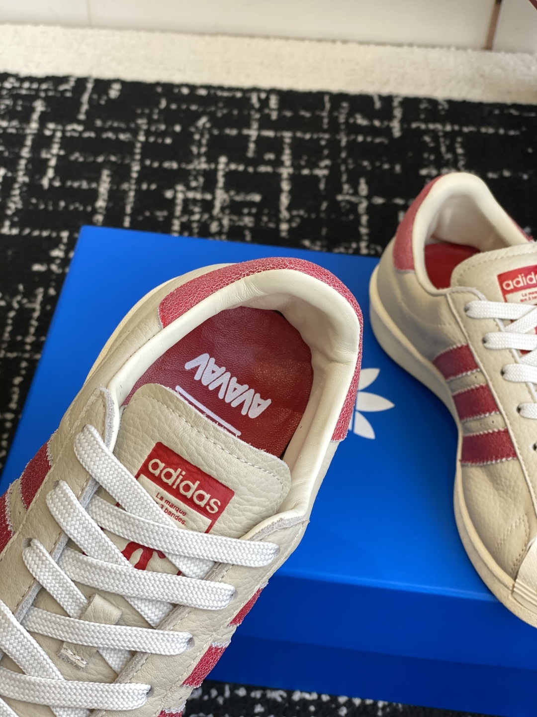 代购级
adidas 联名 avavav 25ss 贝壳头 滑板鞋
不同于上次联名,这次直接在贝壳头
