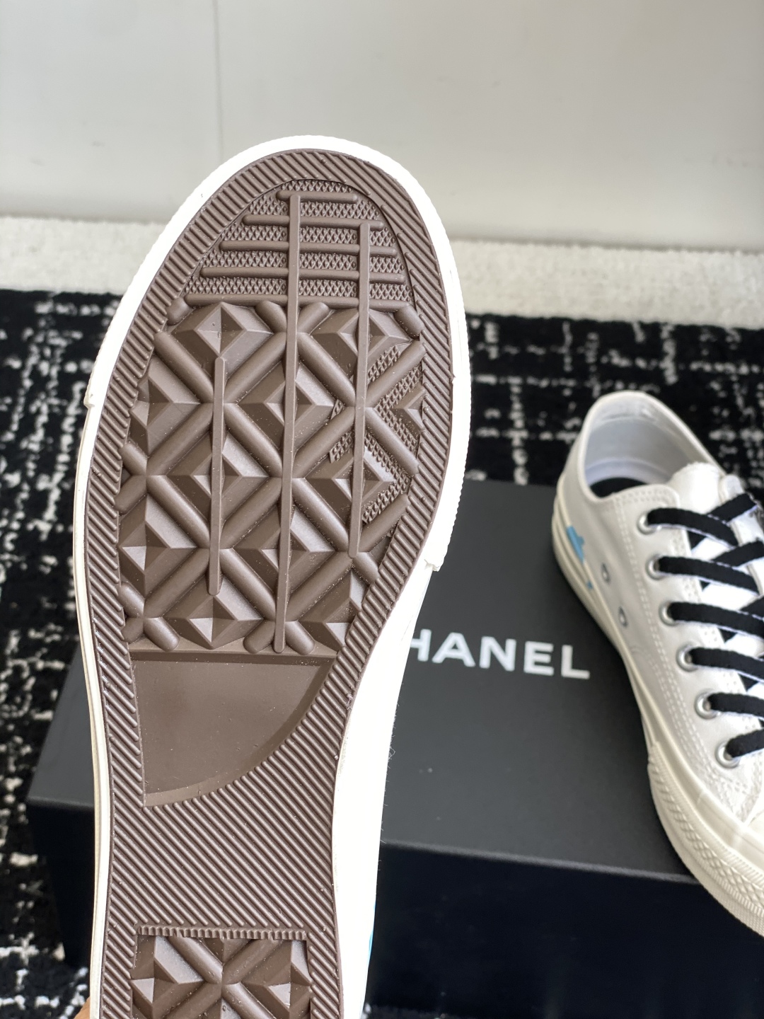 代购级Chanel小香2025ss最新休闲鞋，目前超级流行的帆布鞋 
网红明星小红书狂追热推 发售蠢萌可
