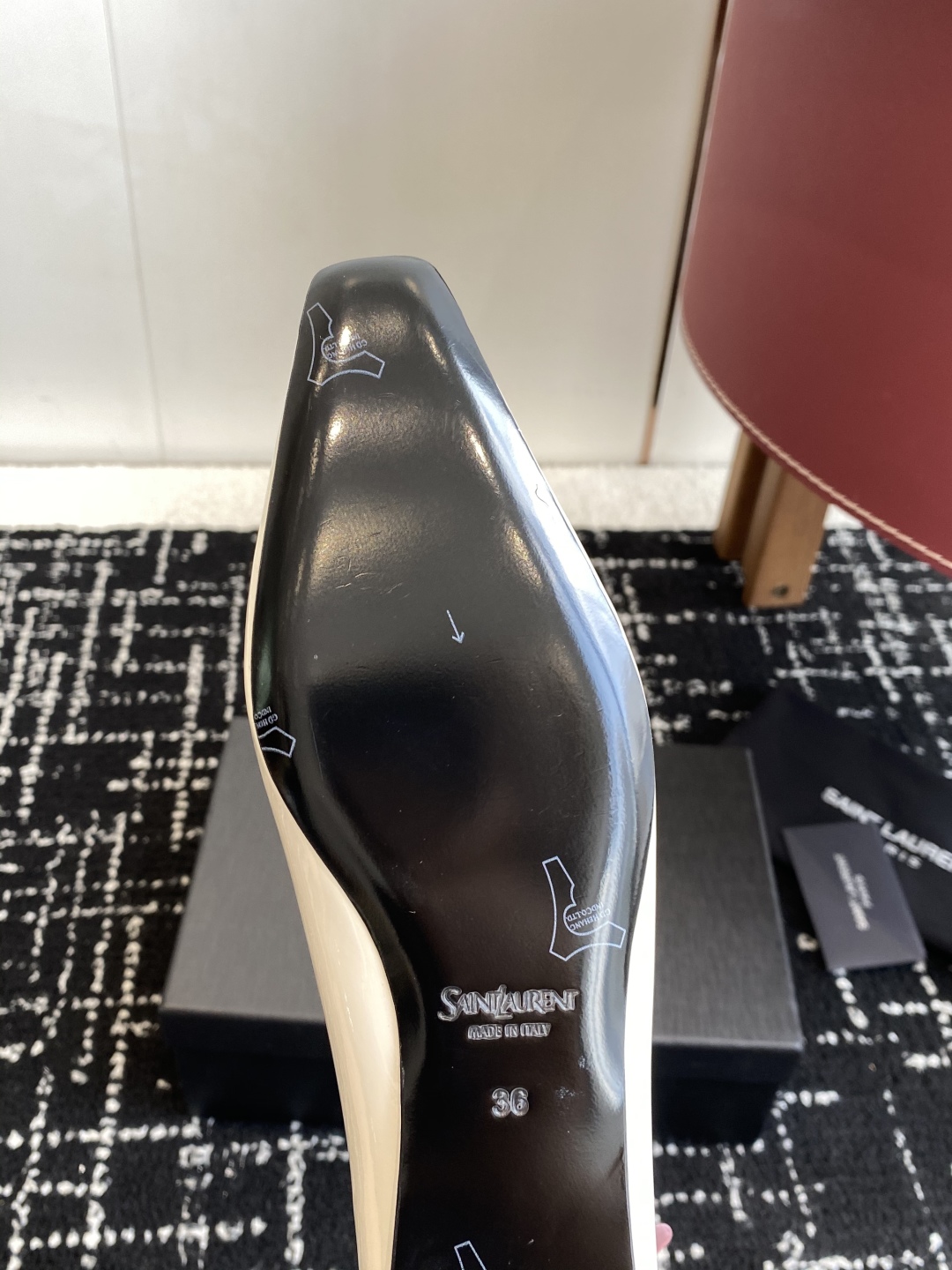 代购级
Saint Laurent 圣罗兰 25 ss秋冬平底秋冬单鞋 

宝藏时髦单品 众多明星超模追