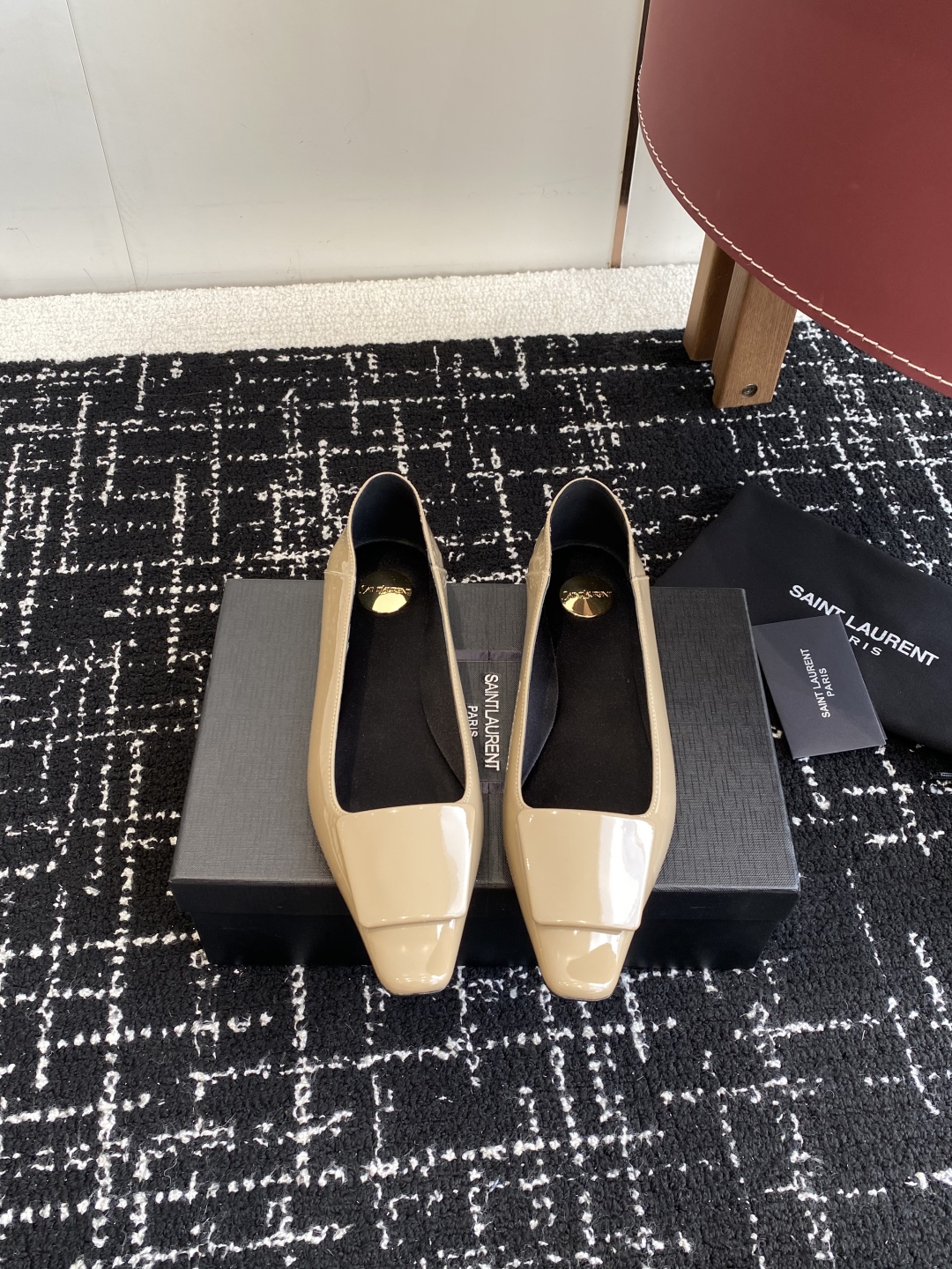 代购级
Saint Laurent 圣罗兰 25 ss秋冬平底秋冬单鞋 

宝藏时髦单品 众多明星超模追