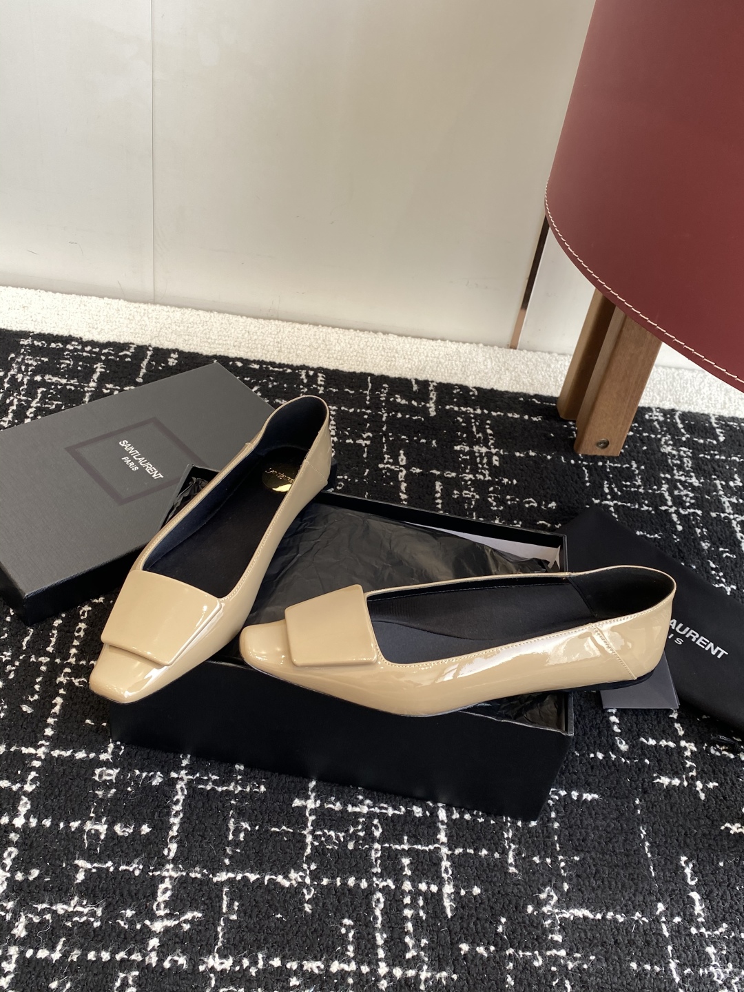 代购级
Saint Laurent 圣罗兰 25 ss秋冬平底秋冬单鞋 

宝藏时髦单品 众多明星超模追