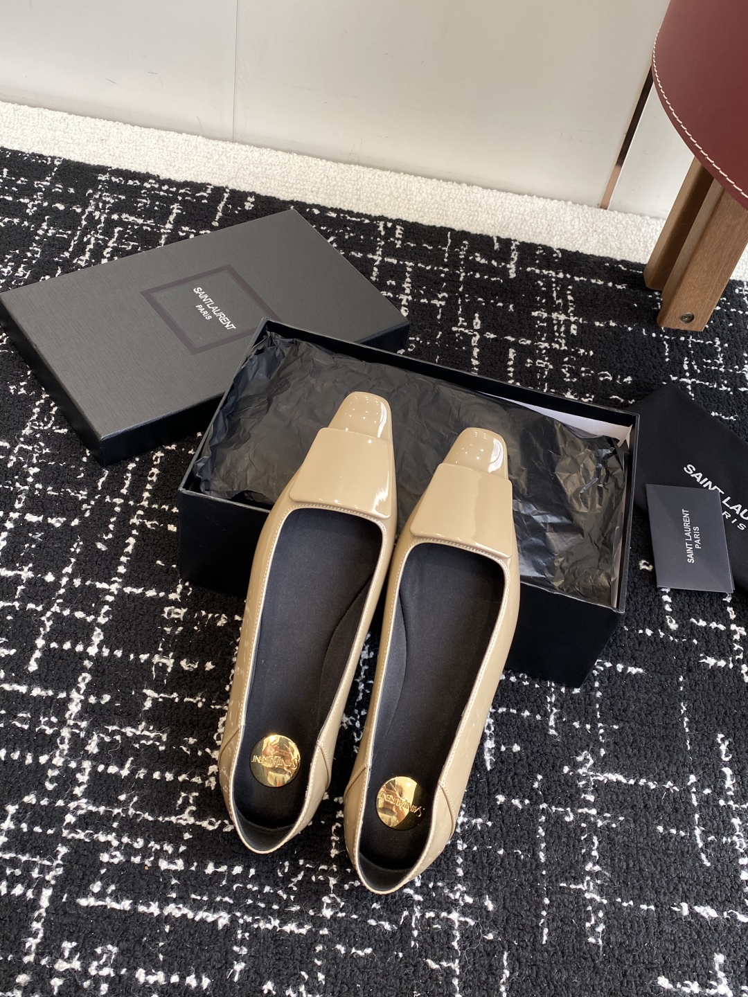 代购级
Saint Laurent 圣罗兰 25 ss秋冬平底秋冬单鞋 

宝藏时髦单品 众多明星超模追