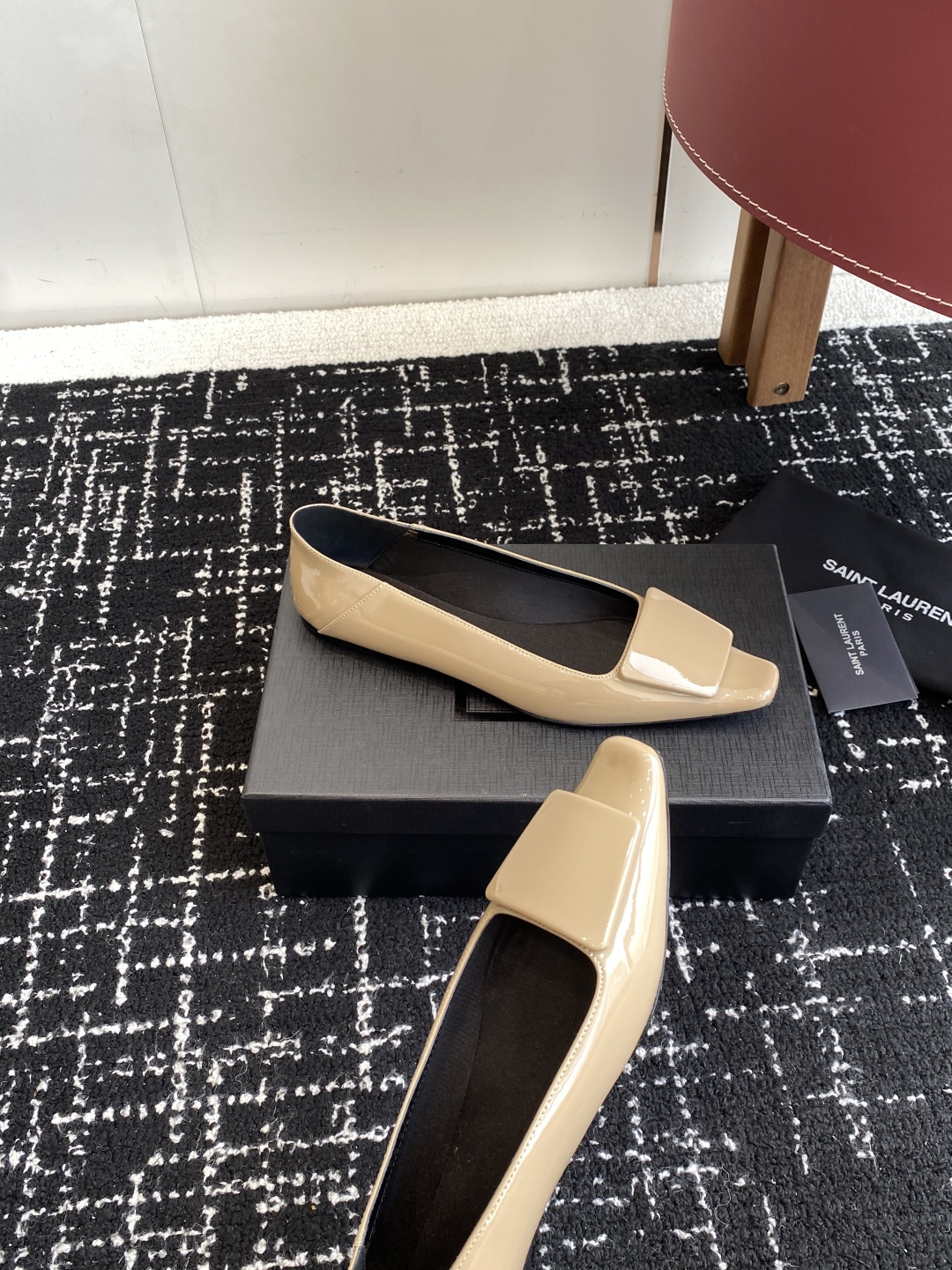 代购级
Saint Laurent 圣罗兰 25 ss秋冬平底秋冬单鞋 

宝藏时髦单品 众多明星超模追