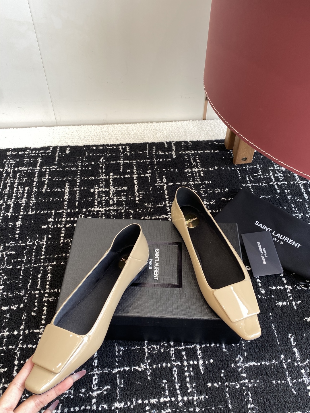 代购级
Saint Laurent 圣罗兰 25 ss秋冬平底秋冬单鞋 

宝藏时髦单品 众多明星超模追