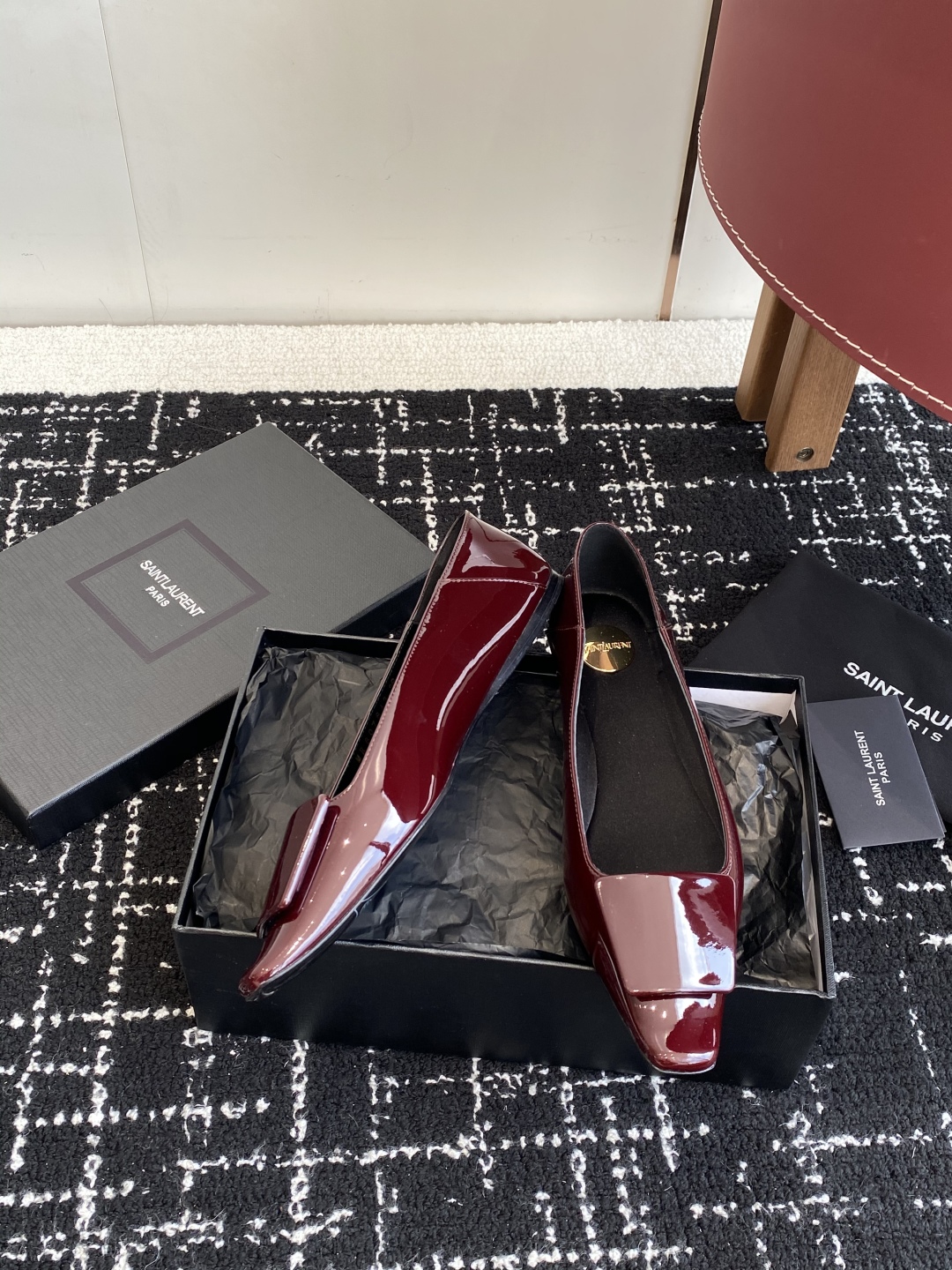 代购级
Saint Laurent 圣罗兰 25 ss秋冬平底秋冬单鞋 

宝藏时髦单品 众多明星超模追