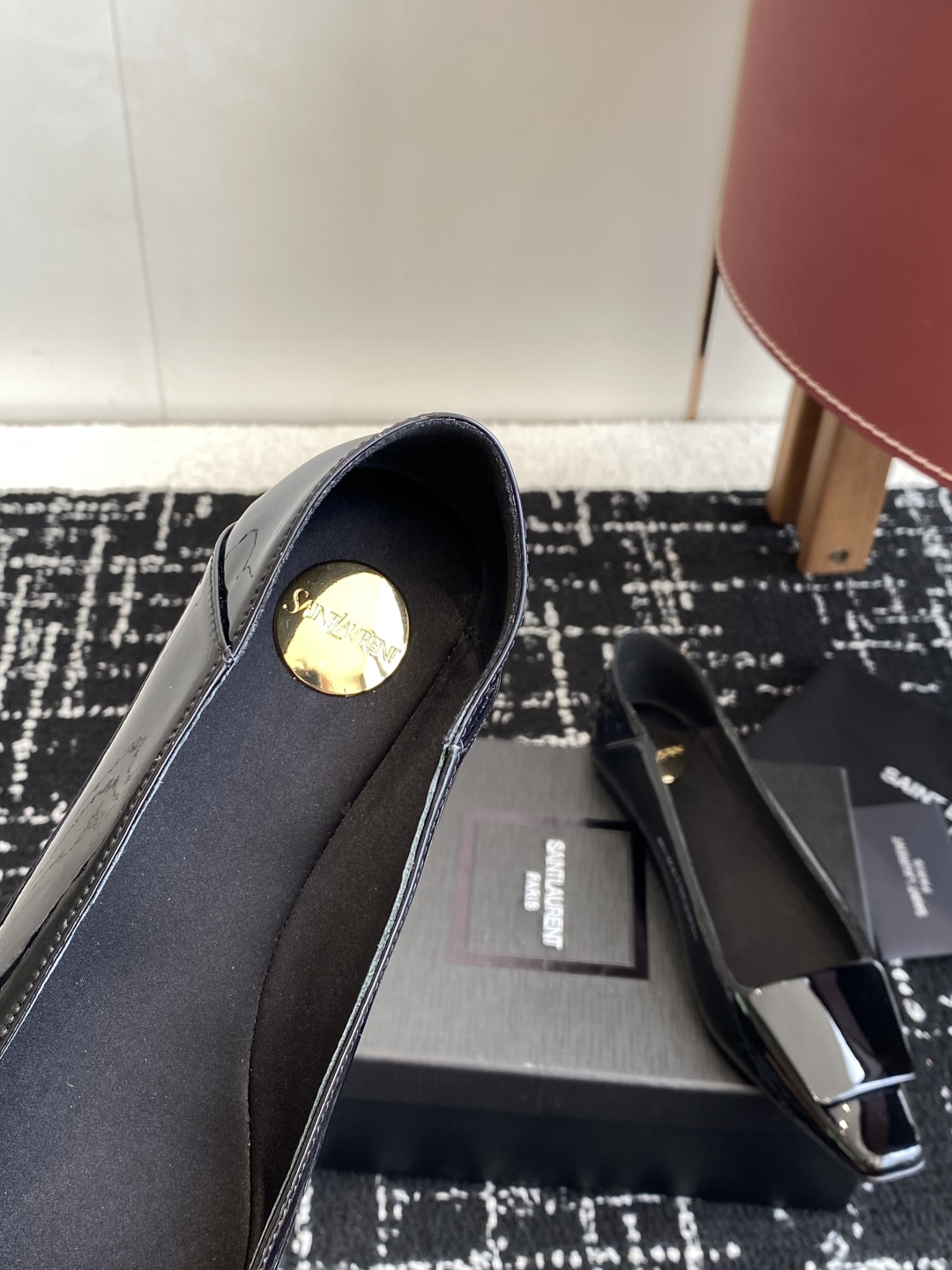 代购级
Saint Laurent 圣罗兰 25 ss秋冬平底秋冬单鞋 

宝藏时髦单品 众多明星超模追
