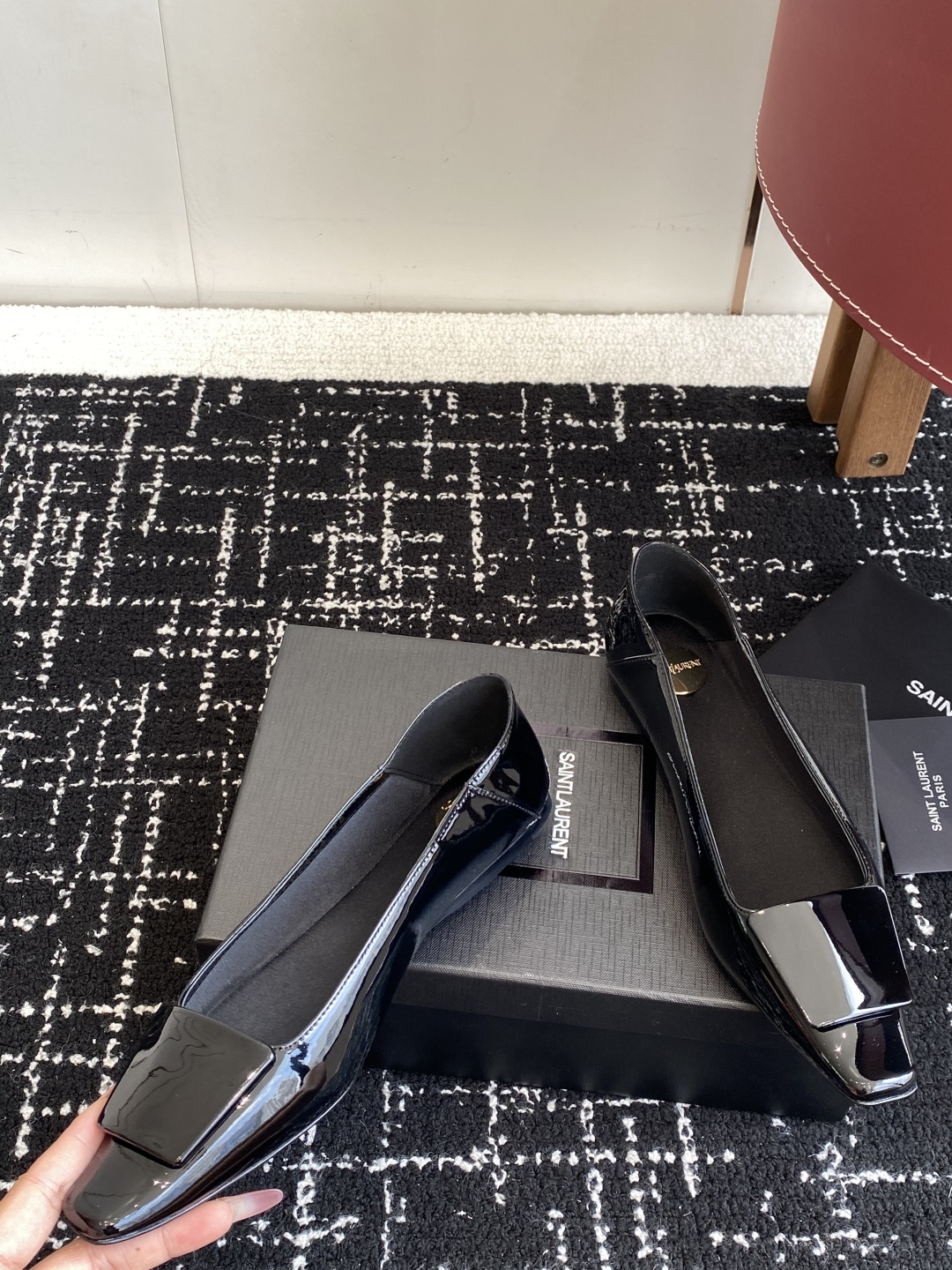 代购级
Saint Laurent 圣罗兰 25 ss秋冬平底秋冬单鞋 

宝藏时髦单品 众多明星超模追