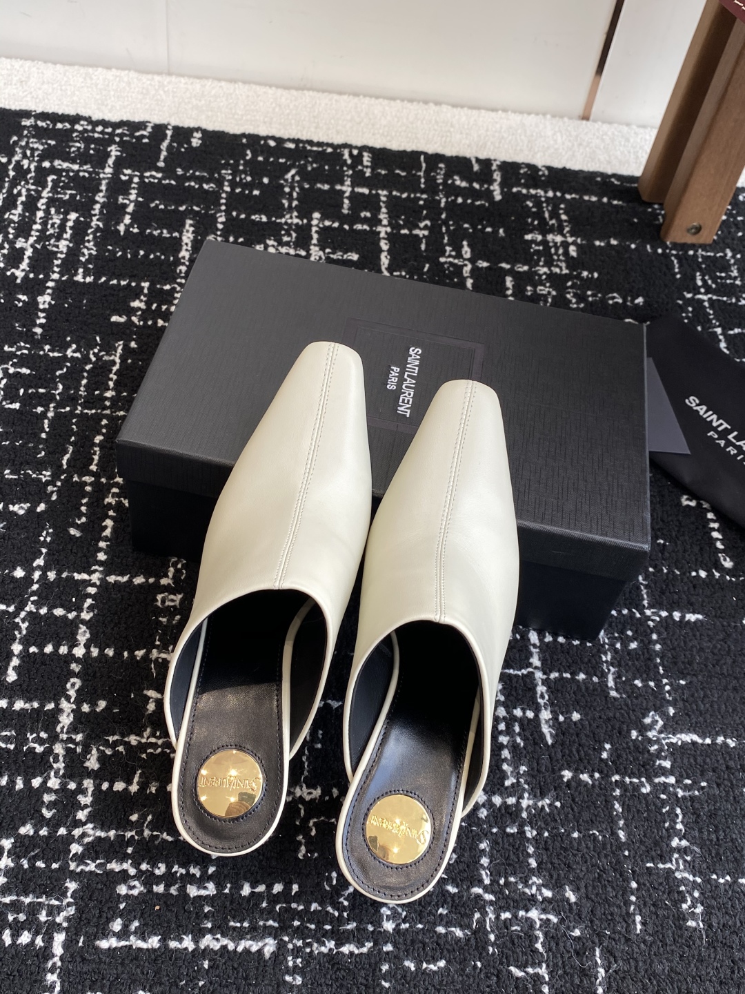 代购级
Saint Laurent 圣罗兰 25 ss秋冬平底秋冬半拖 

宝藏时髦单品 众多明星超模追