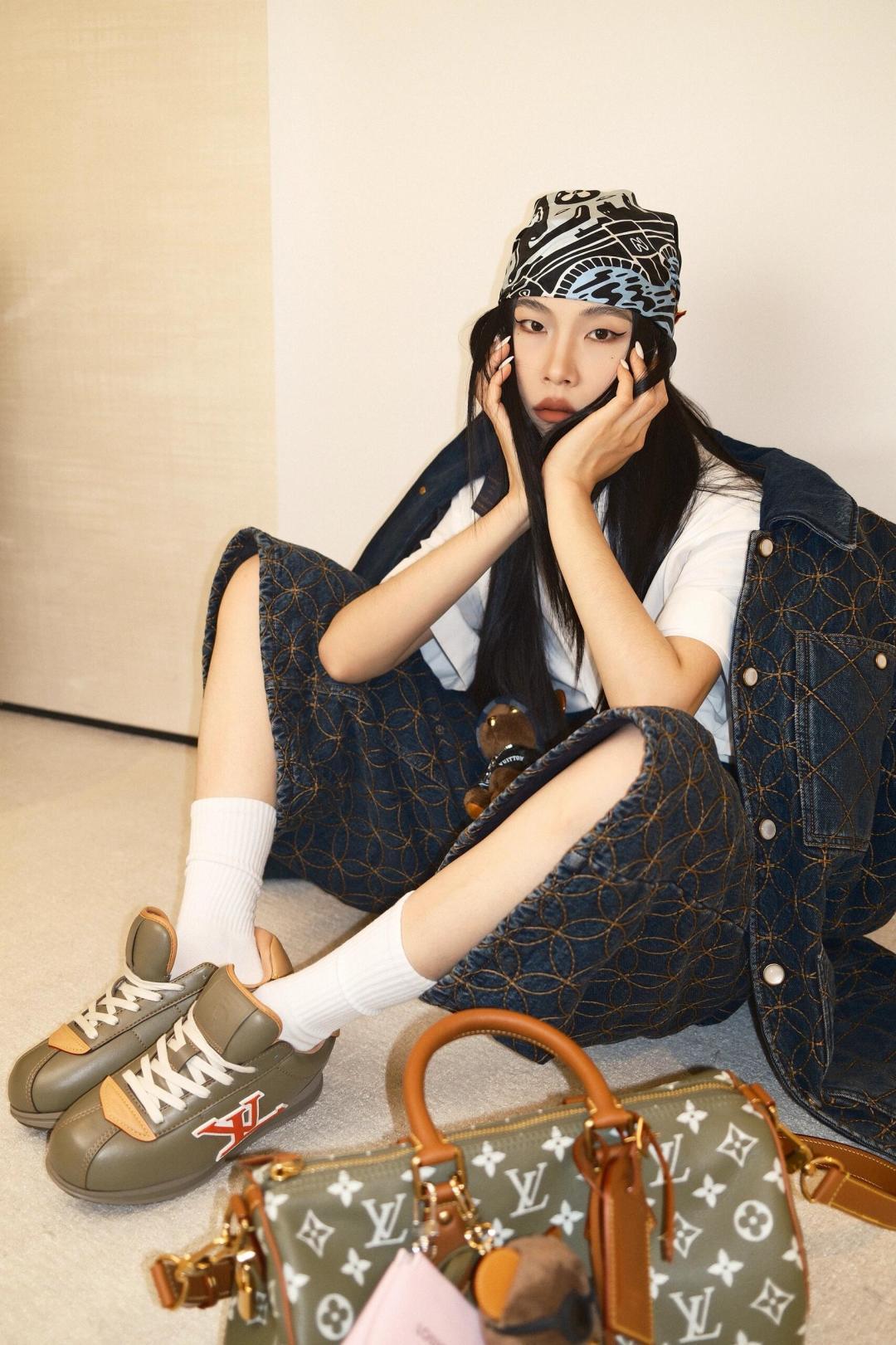 NO:682828,Girls’ upper foot pictures for reference, casual shoes/sports shoes, sneakers19860909女生 上脚图 参考,休闲鞋/运动鞋,sneakers,Women's Shoes