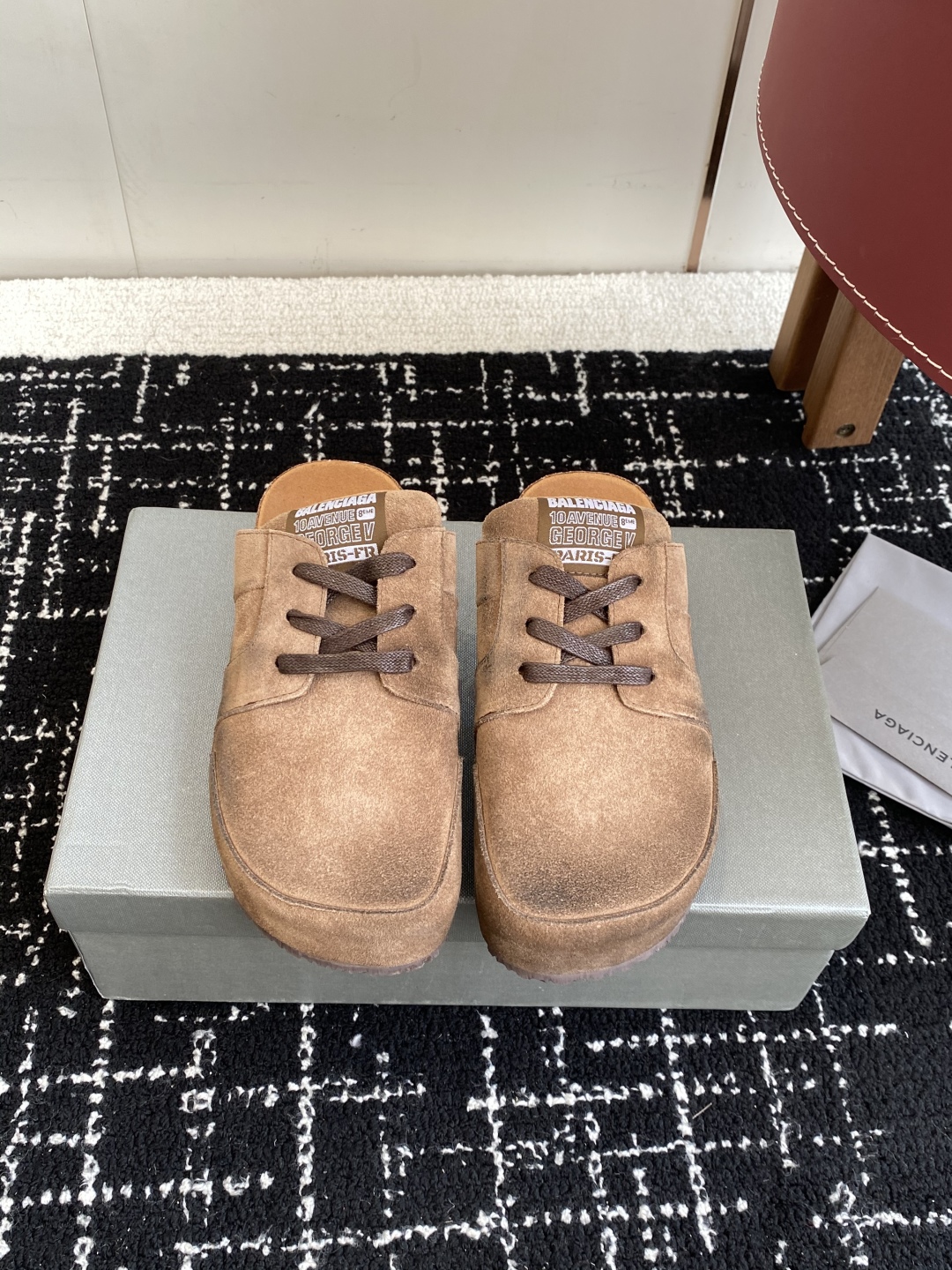 代购级
BaLenciaga 巴黎世家款 × BIRKENSTO联名合作款Boston包头软底 勃肯增高
