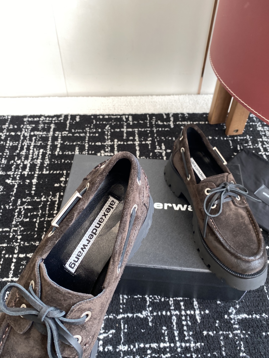 代购级
Alexander Wang aw carter
Jennie 大王这 厚底乐福鞋好绝，同款乐福