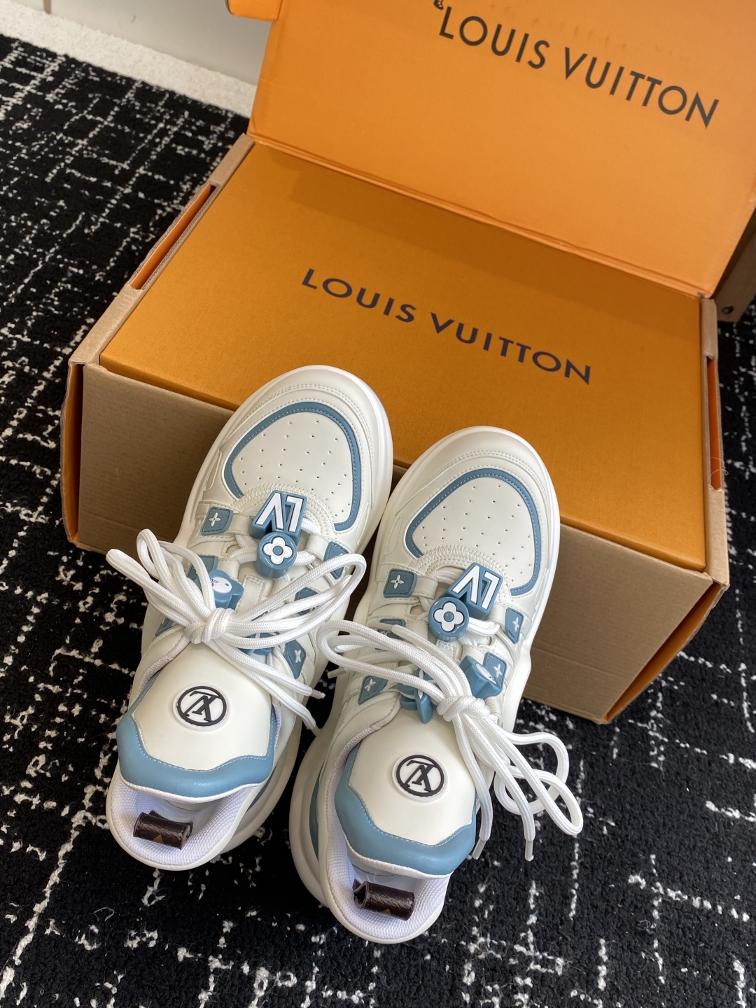 东莞代购级 扣子➕10(官网同步✈️盒包装)
⚠️全新升级Louis Vuitton 路易斯威登 25
