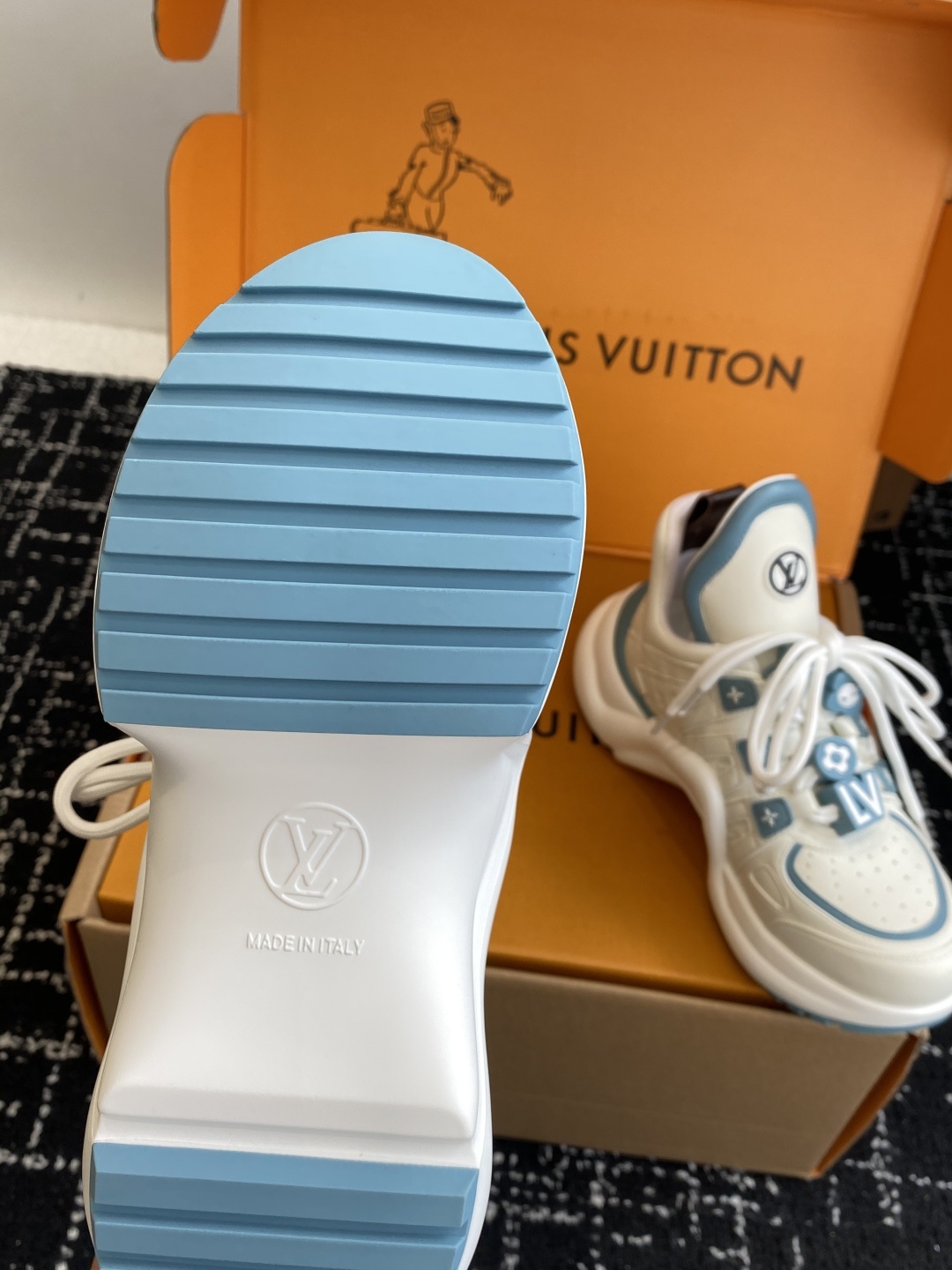 东莞代购级 扣子➕10(官网同步✈️盒包装)
⚠️全新升级Louis Vuitton 路易斯威登 25