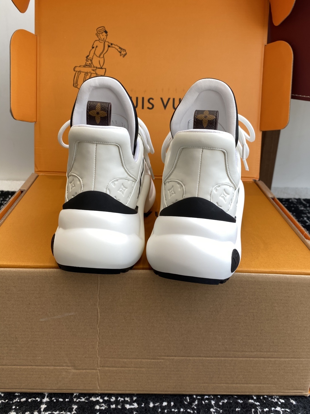 东莞代购级 扣子➕10(官网同步✈️盒包装)
⚠️全新升级Louis Vuitton 路易斯威登 25