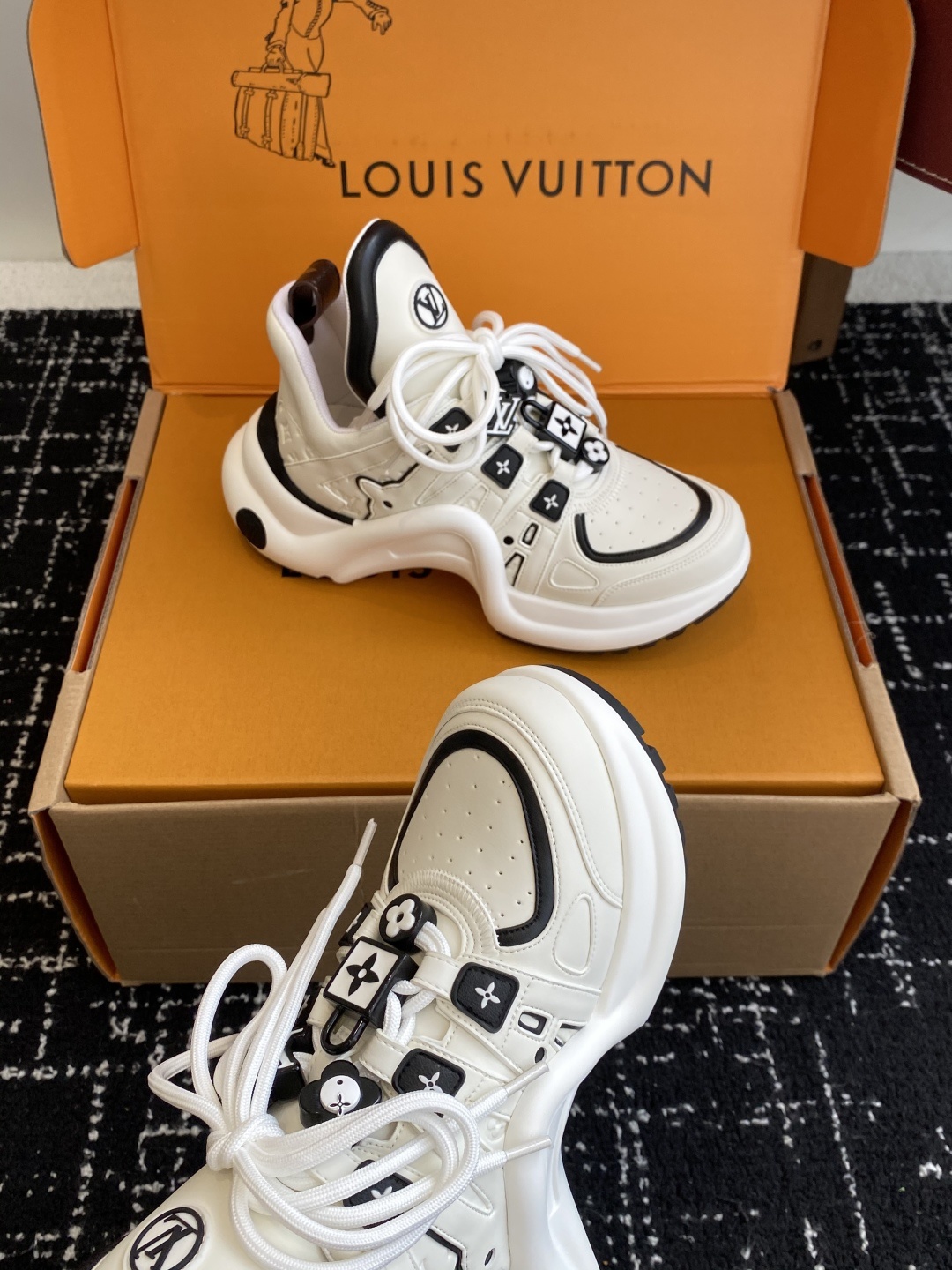 东莞代购级 扣子➕10(官网同步✈️盒包装)
⚠️全新升级Louis Vuitton 路易斯威登 25