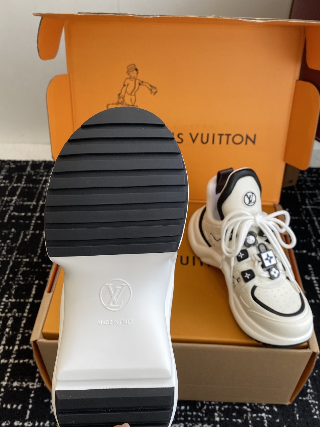 东莞代购级 扣子➕10(官网同步✈️盒包装)
⚠️全新升级Louis Vuitton 路易斯威登 25