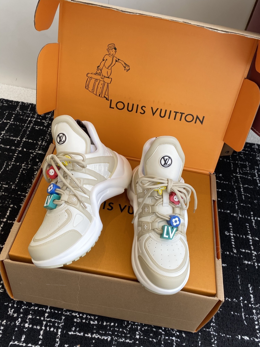 东莞代购级 扣子➕10(官网同步✈️盒包装)
⚠️全新升级Louis Vuitton 路易斯威登 25