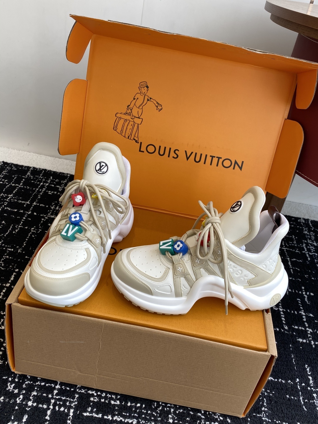 东莞代购级 扣子➕10(官网同步✈️盒包装)
⚠️全新升级Louis Vuitton 路易斯威登 25