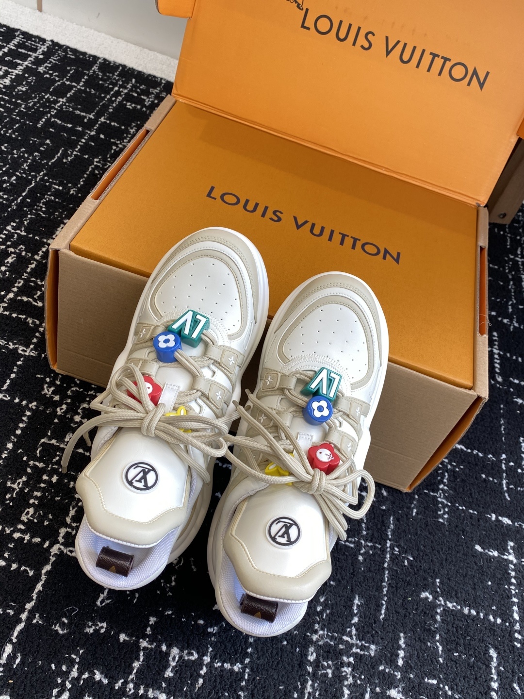 东莞代购级 扣子➕10(官网同步✈️盒包装)
⚠️全新升级Louis Vuitton 路易斯威登 25