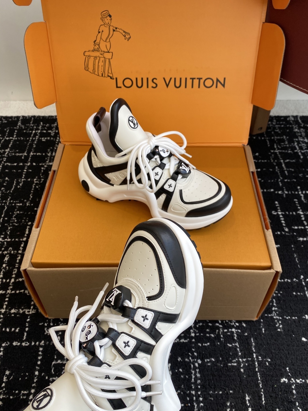 东莞代购级 扣子➕10(官网同步✈️盒包装)
⚠️全新升级Louis Vuitton 路易斯威登 25