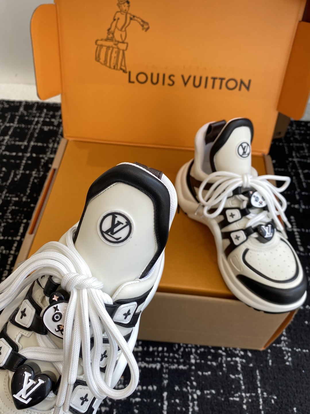 东莞代购级 扣子➕10(官网同步✈️盒包装)
⚠️全新升级Louis Vuitton 路易斯威登 25