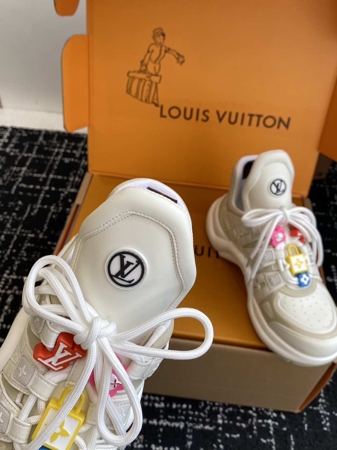 东莞代购级 扣子➕10(官网同步✈️盒包装)
⚠️全新升级Louis Vuitton 路易斯威登 25