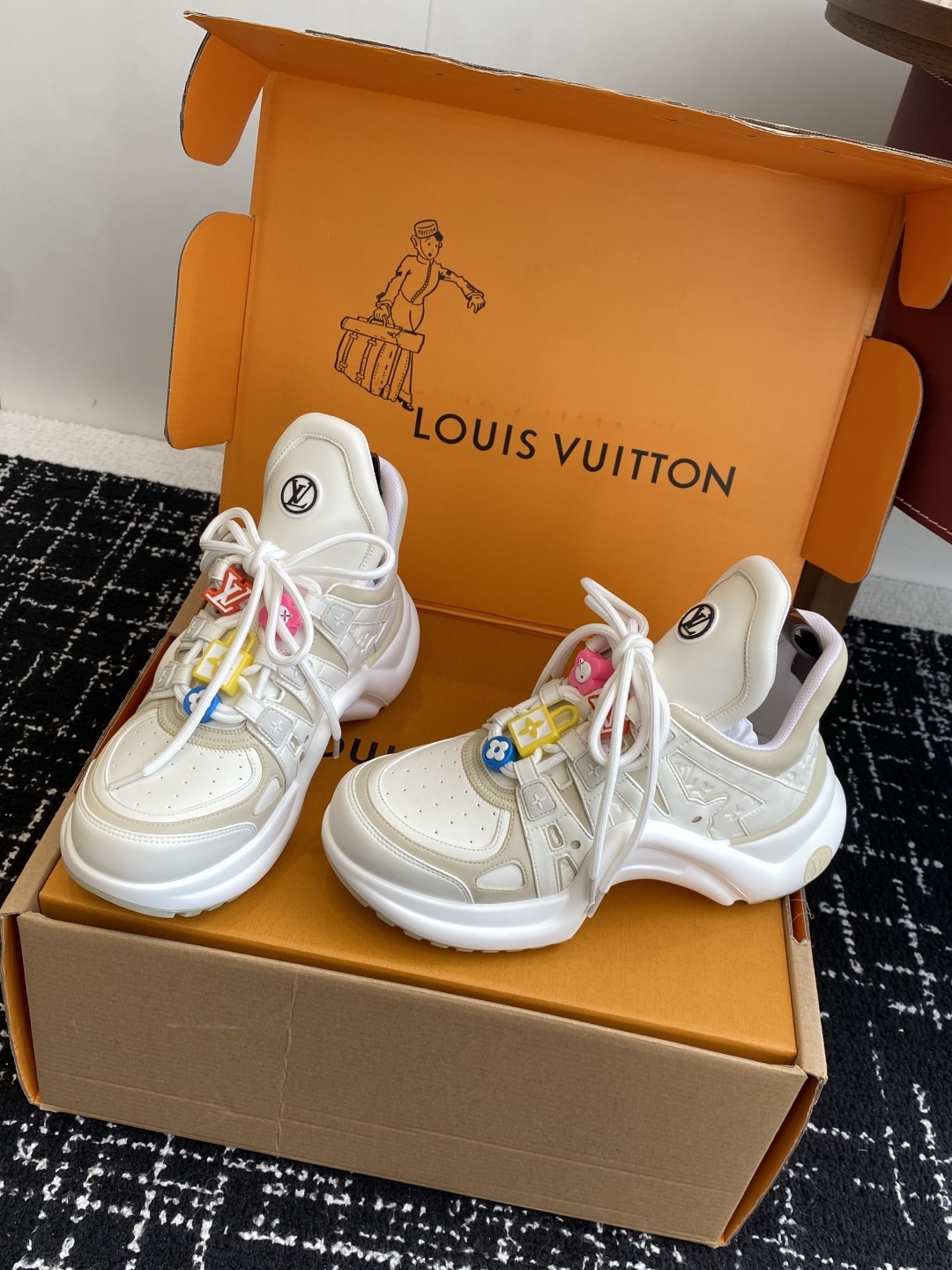 东莞代购级 扣子➕10(官网同步✈️盒包装)
⚠️全新升级Louis Vuitton 路易斯威登 25