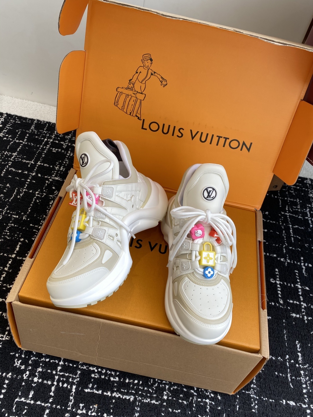 东莞代购级 扣子➕10(官网同步✈️盒包装)
⚠️全新升级Louis Vuitton 路易斯威登 25