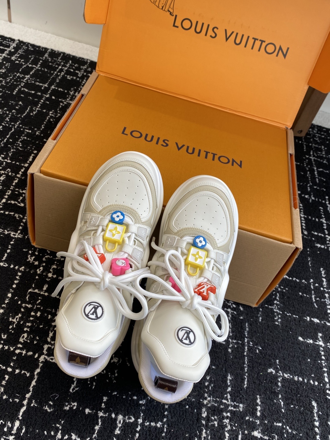 东莞代购级 扣子➕10(官网同步✈️盒包装)
⚠️全新升级Louis Vuitton 路易斯威登 25