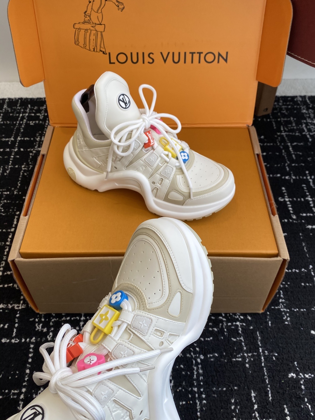 东莞代购级 扣子➕10(官网同步✈️盒包装)
⚠️全新升级Louis Vuitton 路易斯威登 25