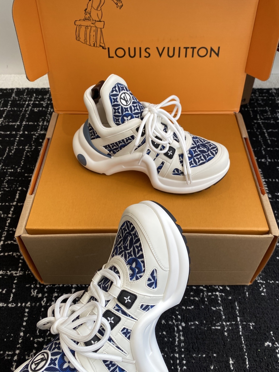 东莞代购级 扣子➕10(官网同步✈️盒包装)
⚠️全新升级Louis Vuitton 路易斯威登 25