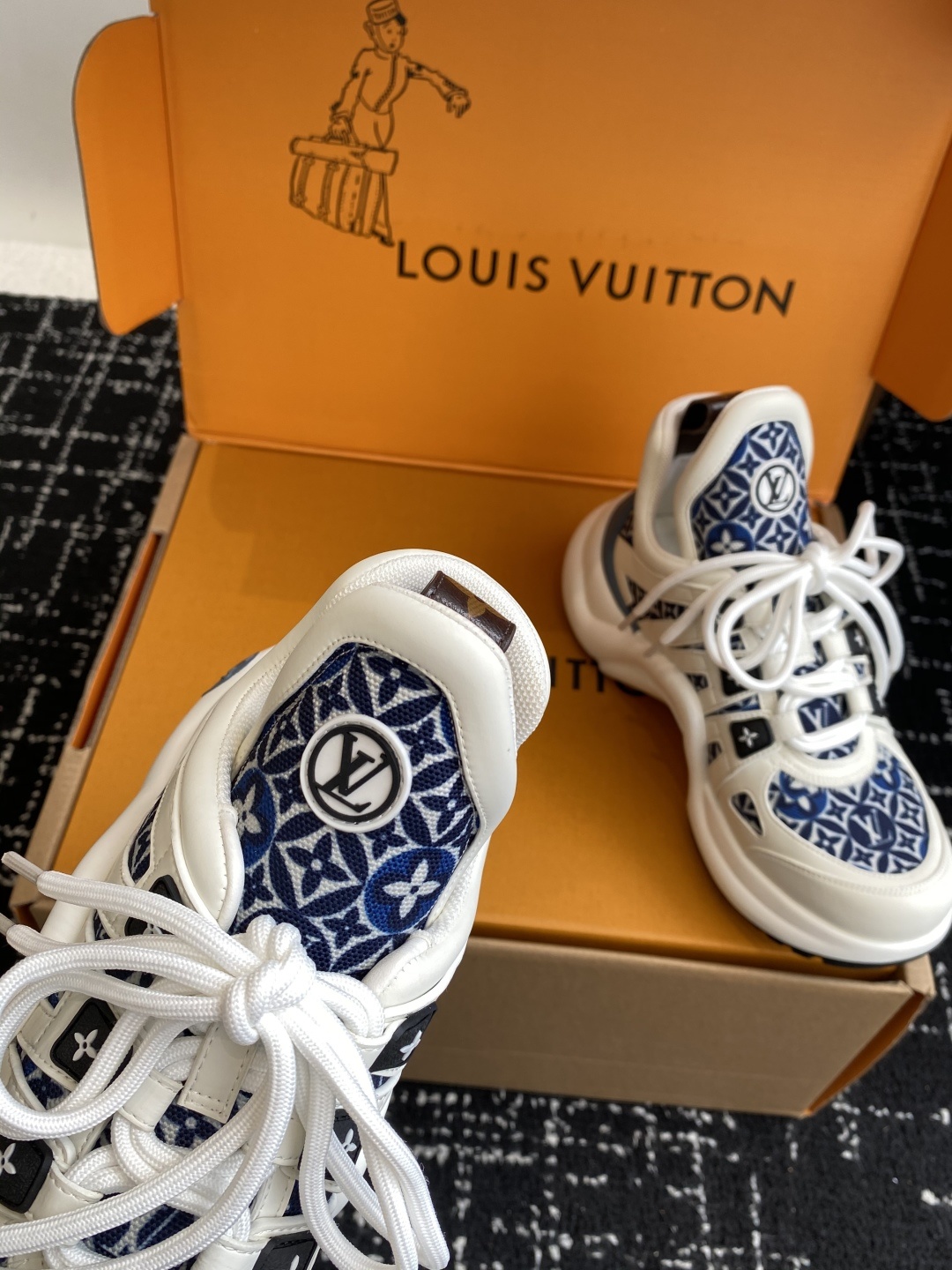 东莞代购级 扣子➕10(官网同步✈️盒包装)
⚠️全新升级Louis Vuitton 路易斯威登 25