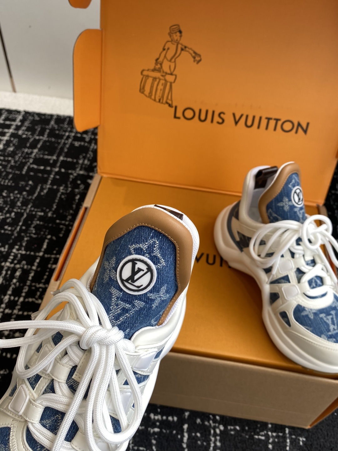 东莞代购级 扣子➕10(官网同步✈️盒包装)
⚠️全新升级Louis Vuitton 路易斯威登 25