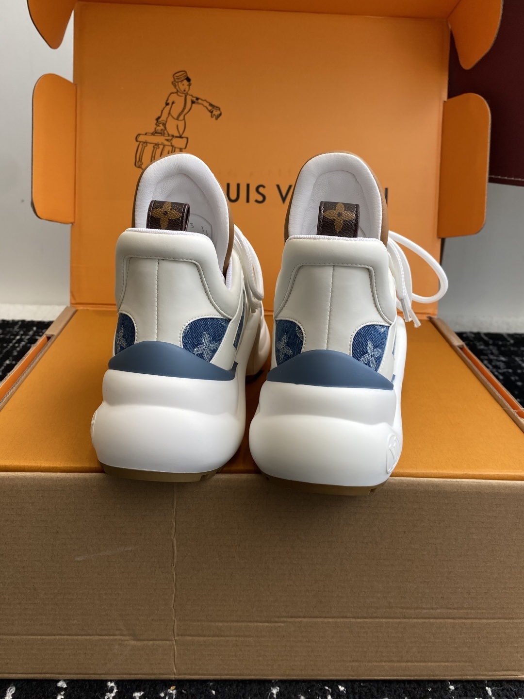 东莞代购级 扣子➕10(官网同步✈️盒包装)
⚠️全新升级Louis Vuitton 路易斯威登 25
