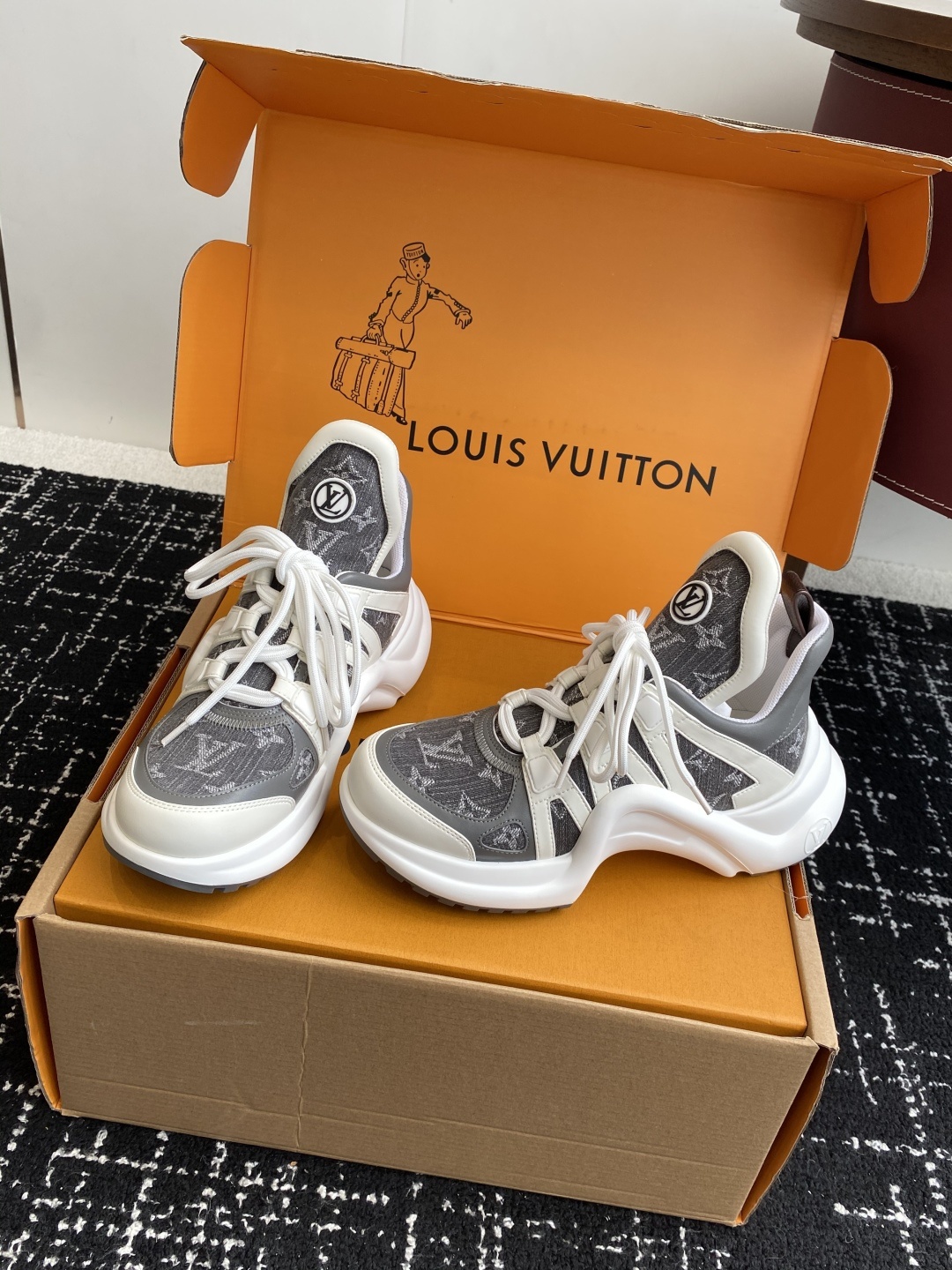 东莞代购级 扣子➕10(官网同步✈️盒包装)
⚠️全新升级Louis Vuitton 路易斯威登 25