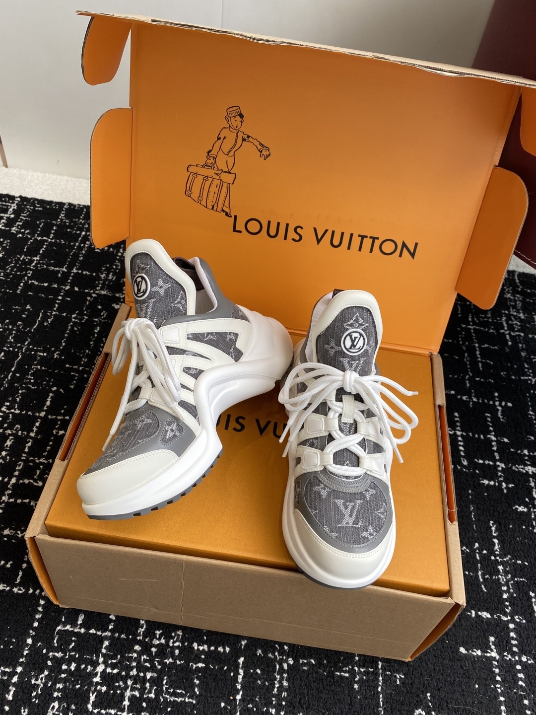 东莞代购级 扣子➕10(官网同步✈️盒包装)
⚠️全新升级Louis Vuitton 路易斯威登 25