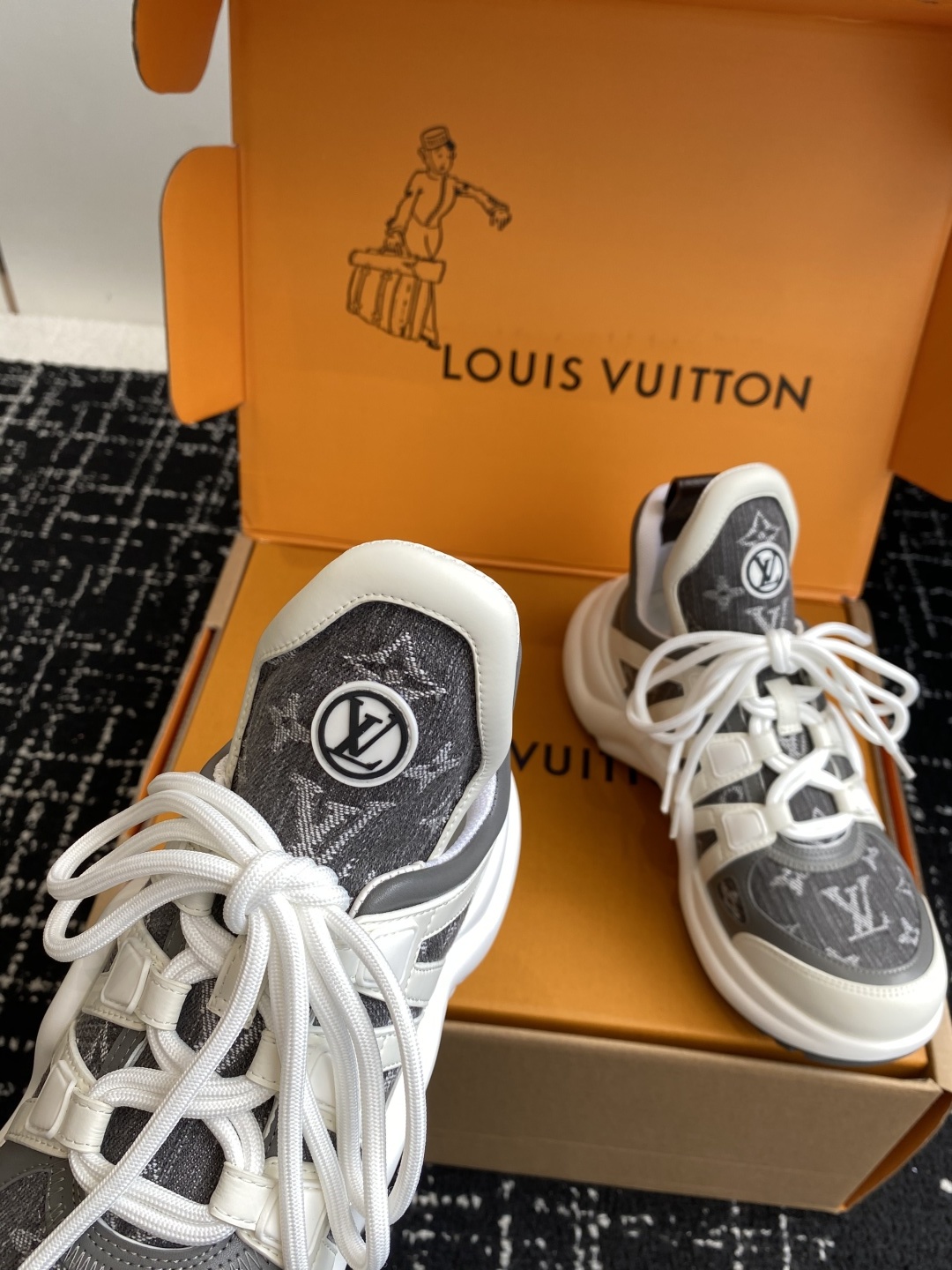 东莞代购级 扣子➕10(官网同步✈️盒包装)
⚠️全新升级Louis Vuitton 路易斯威登 25