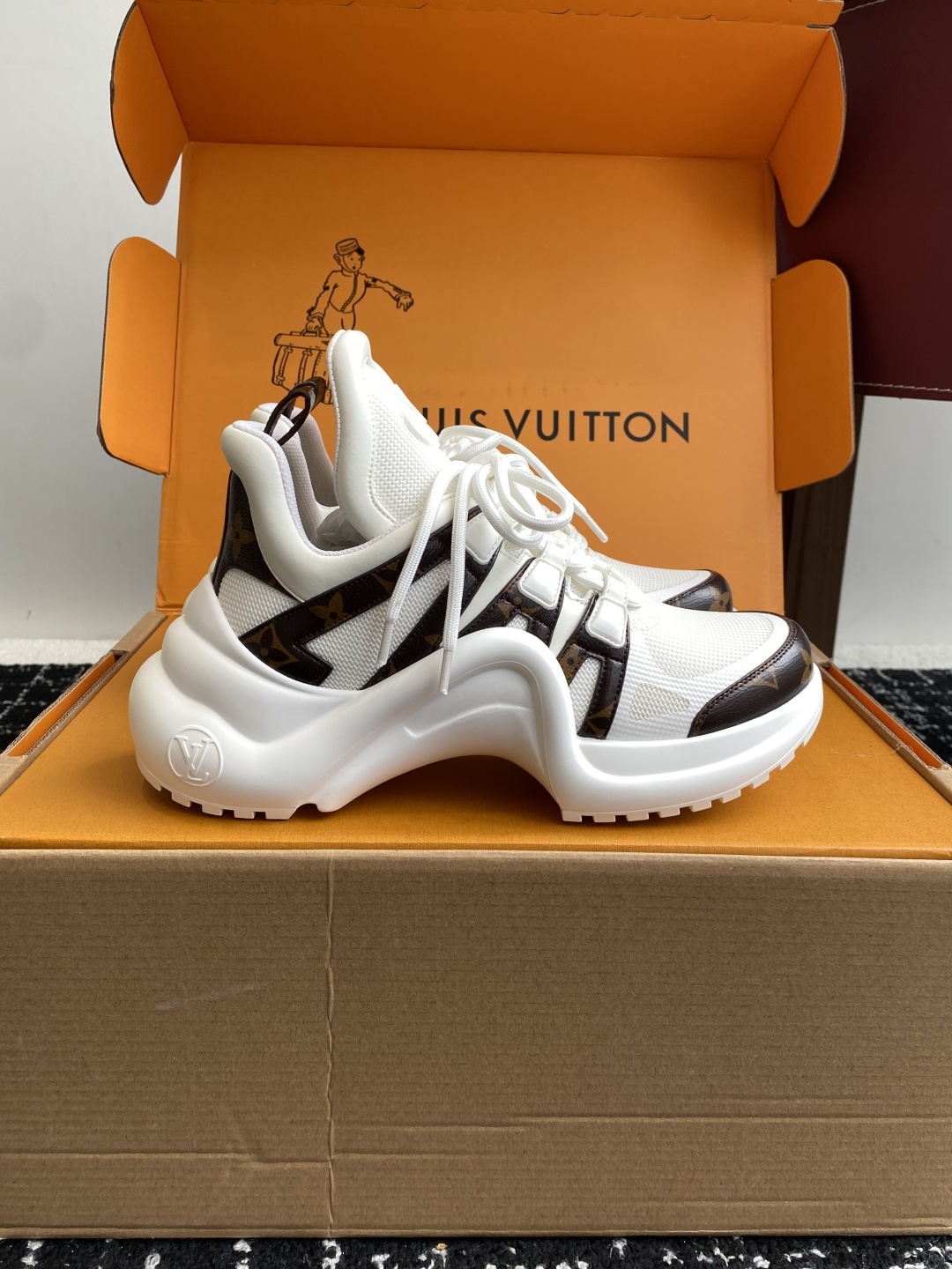东莞代购级 扣子➕10(官网同步✈️盒包装)
⚠️全新升级Louis Vuitton 路易斯威登 25