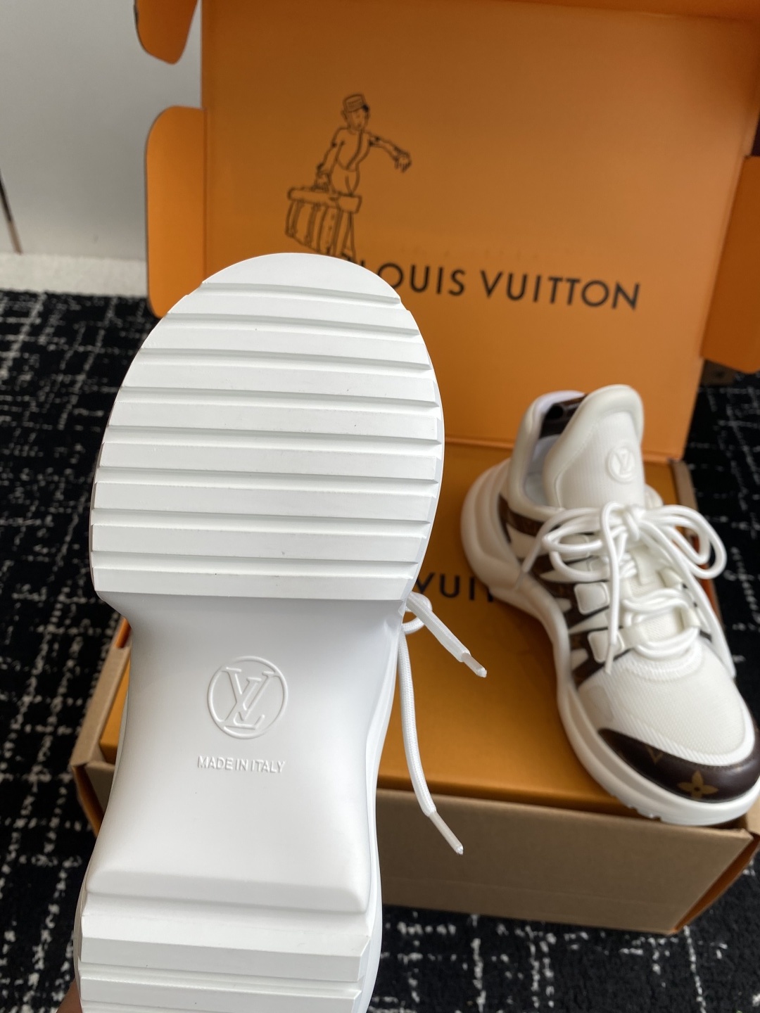 东莞代购级 扣子➕10(官网同步✈️盒包装)
⚠️全新升级Louis Vuitton 路易斯威登 25