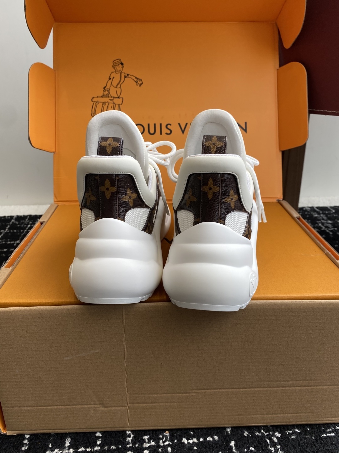 东莞代购级 扣子➕10(官网同步✈️盒包装)
⚠️全新升级Louis Vuitton 路易斯威登 25