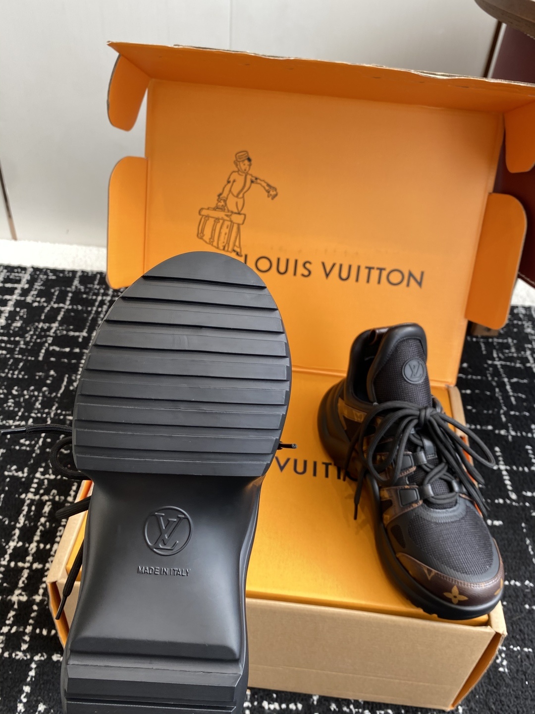 东莞代购级 扣子➕10(官网同步✈️盒包装)
⚠️全新升级Louis Vuitton 路易斯威登 25