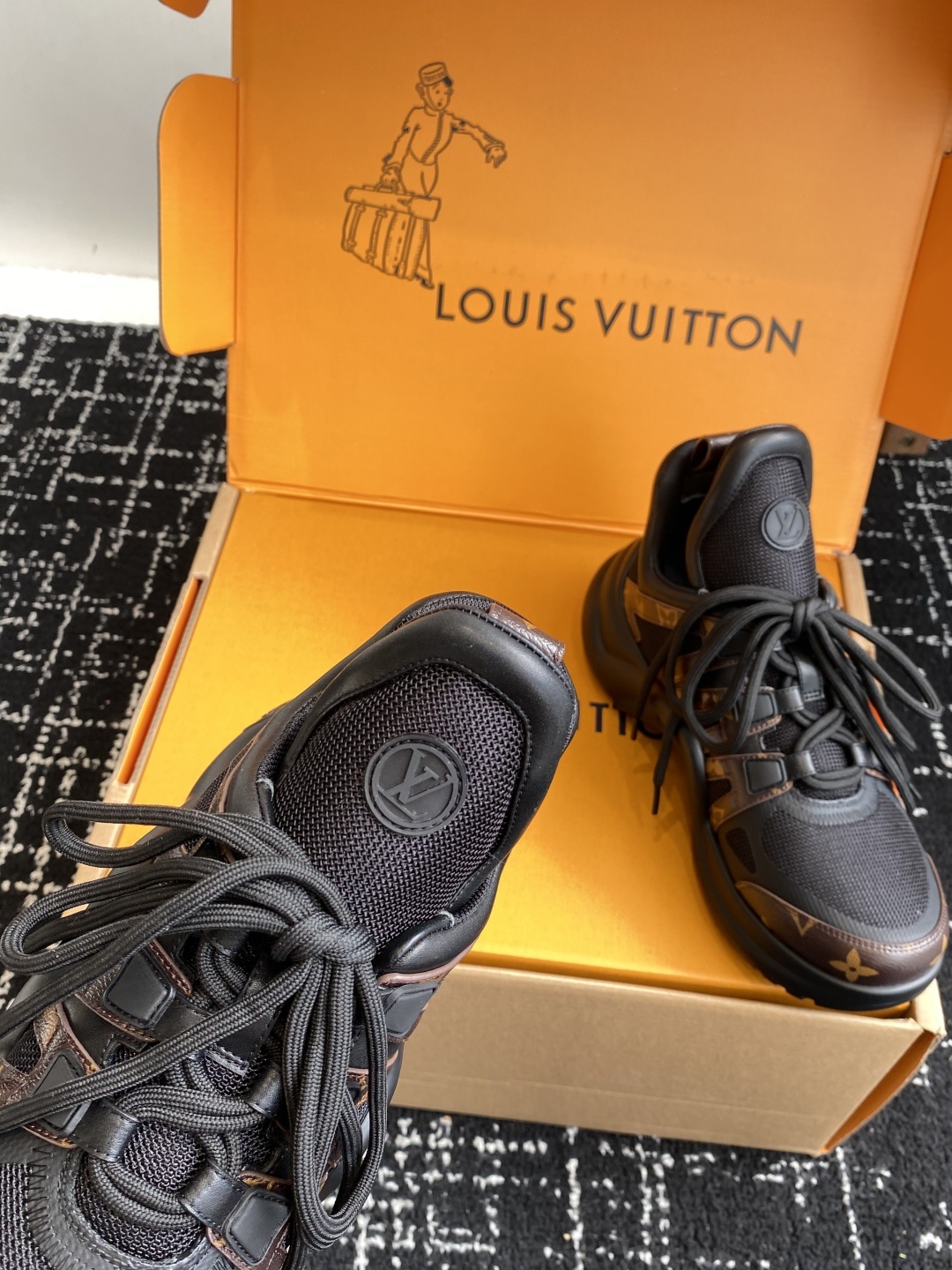 东莞代购级 扣子➕10(官网同步✈️盒包装)
⚠️全新升级Louis Vuitton 路易斯威登 25