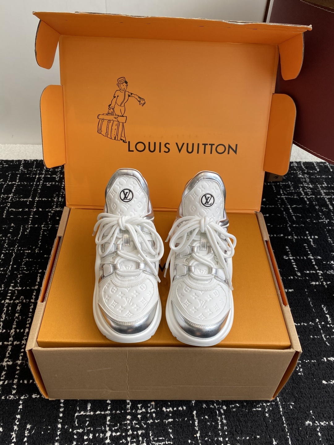 东莞代购级 扣子➕10(官网同步✈️盒包装)
⚠️全新升级Louis Vuitton 路易斯威登 25
