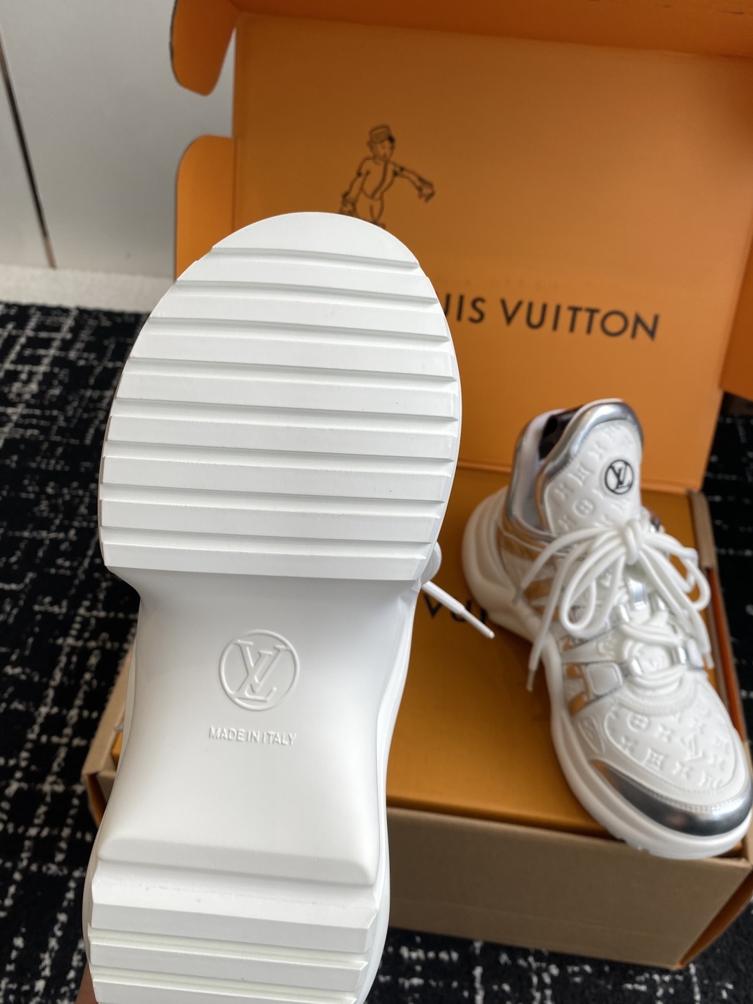 东莞代购级 扣子➕10(官网同步✈️盒包装)
⚠️全新升级Louis Vuitton 路易斯威登 25