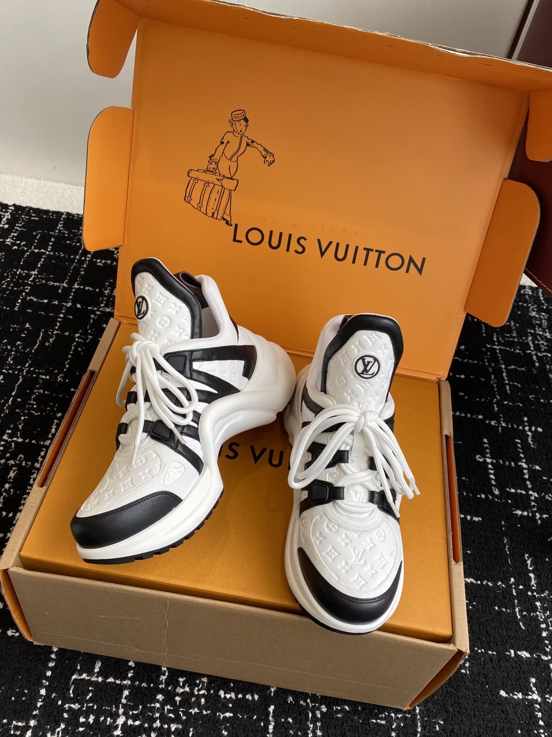东莞代购级 扣子➕10(官网同步✈️盒包装)
⚠️全新升级Louis Vuitton 路易斯威登 25