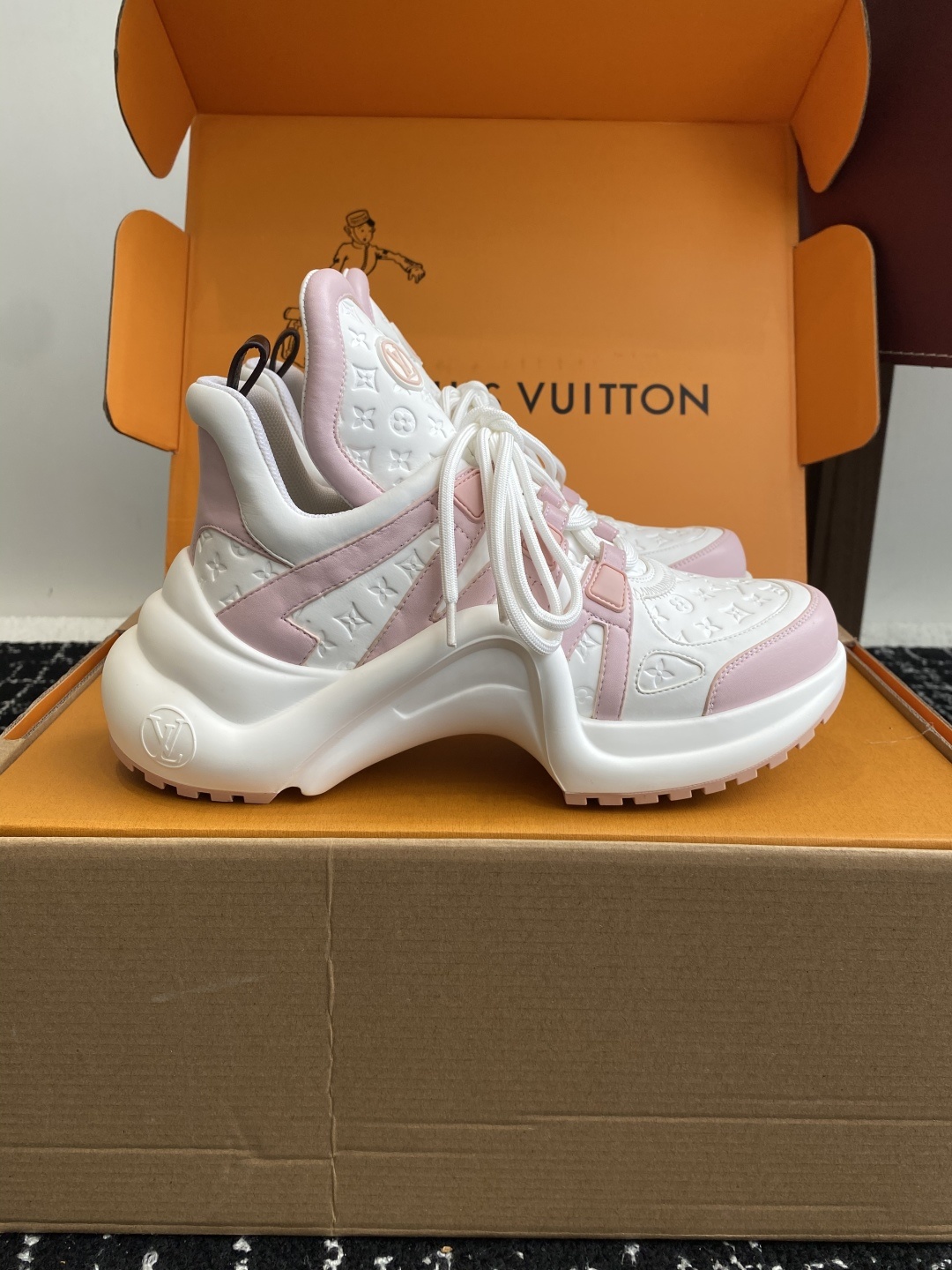 东莞代购级 扣子➕10(官网同步✈️盒包装)
⚠️全新升级Louis Vuitton 路易斯威登 25