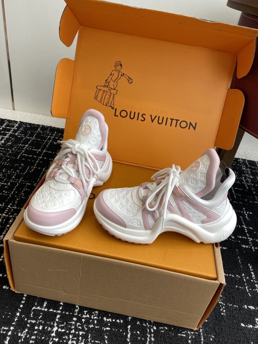 东莞代购级 扣子➕10(官网同步✈️盒包装)
⚠️全新升级Louis Vuitton 路易斯威登 25