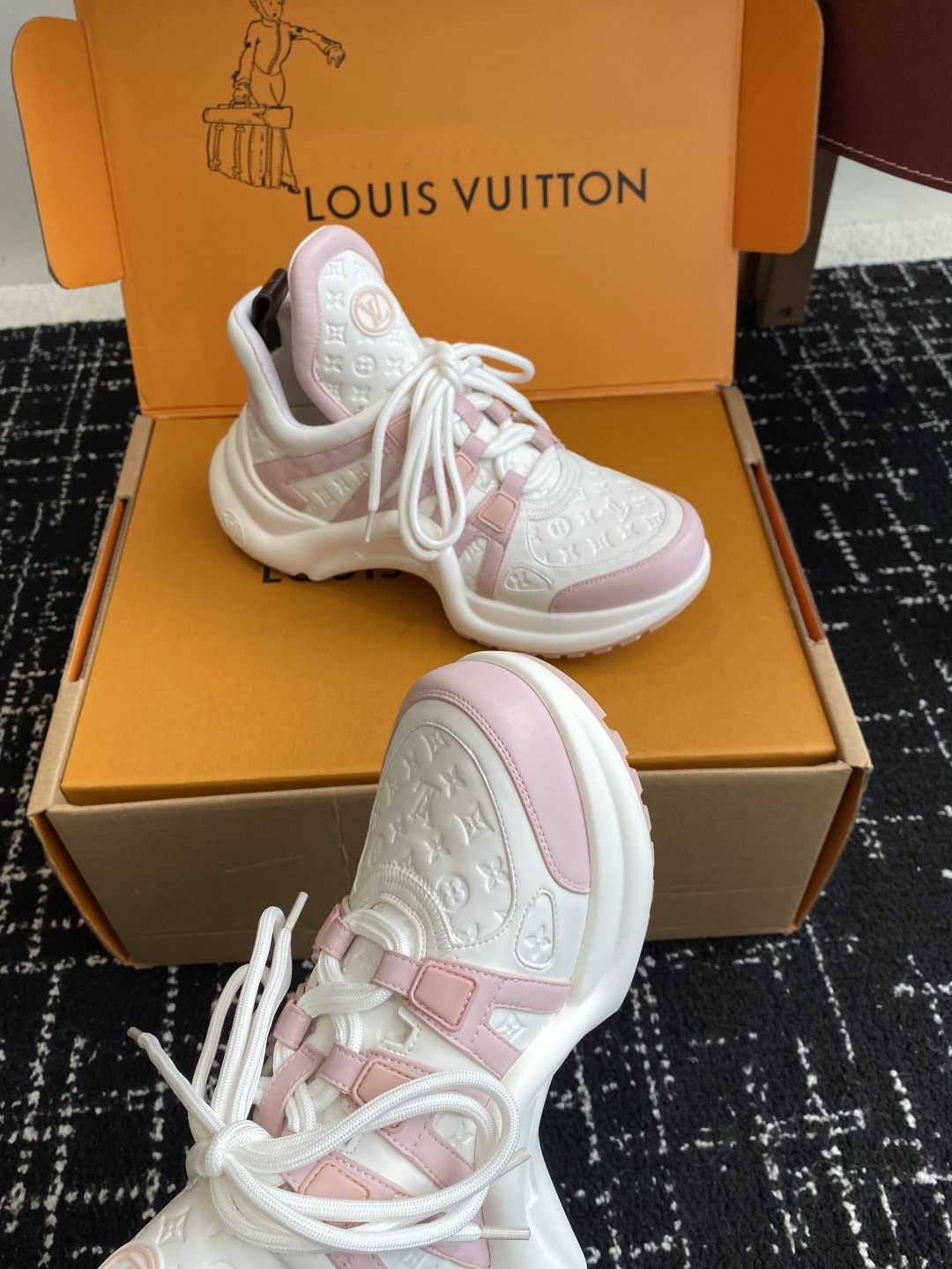 东莞代购级 扣子➕10(官网同步✈️盒包装)
⚠️全新升级Louis Vuitton 路易斯威登 25