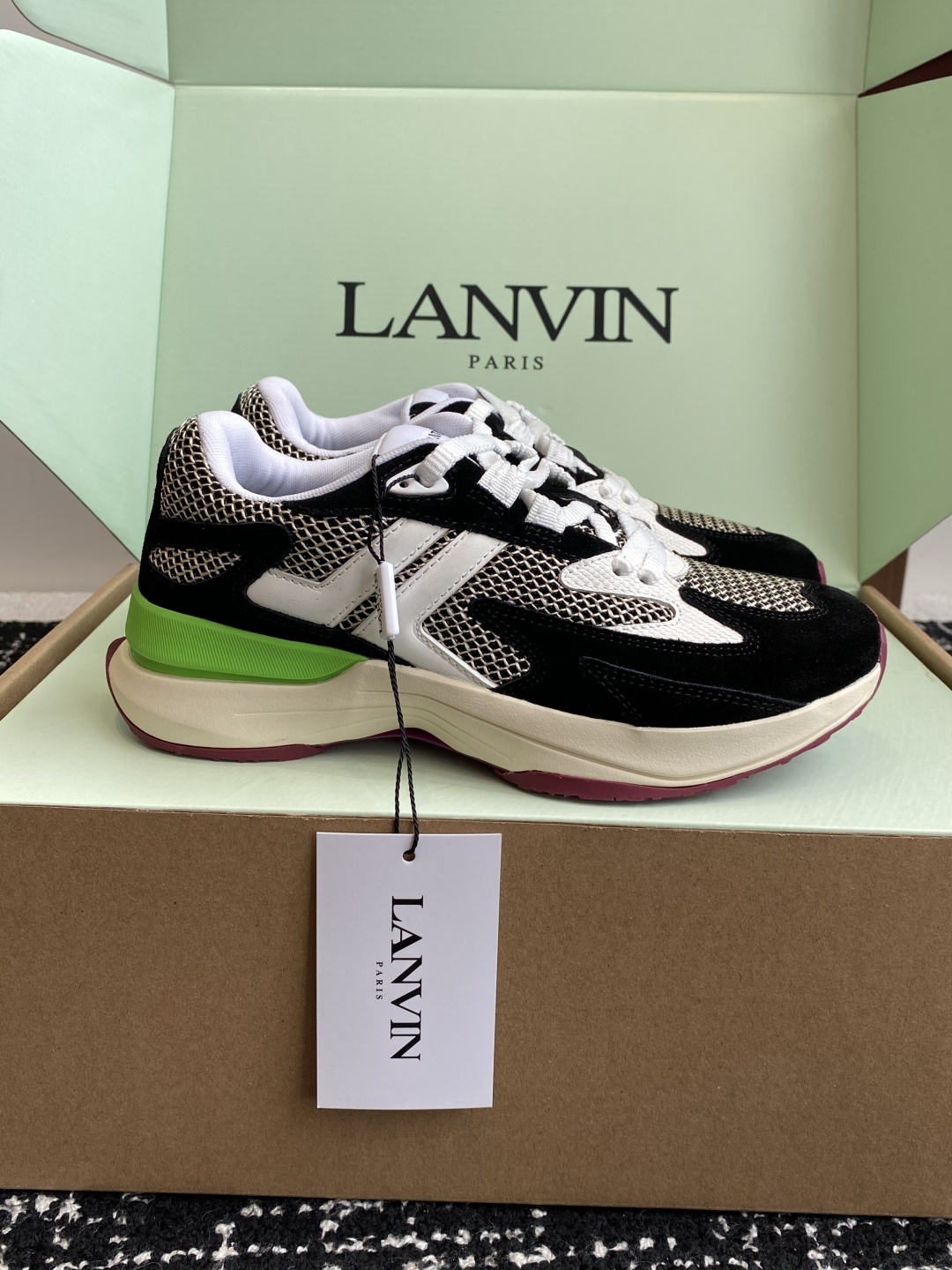 代购级
Lanvin浪凡 最新Jla系列 情侣款 网面 厚底 休闲 运动鞋 跑鞋
原版购入开发 做货